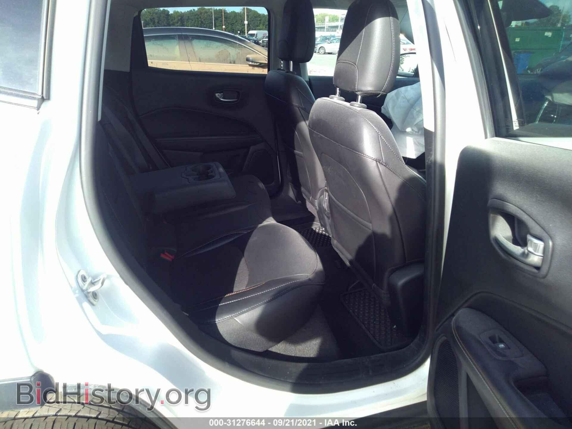 2019 JEEP COMPASS - VIN: 3C4NJDBB2KT748537 - Photo 8