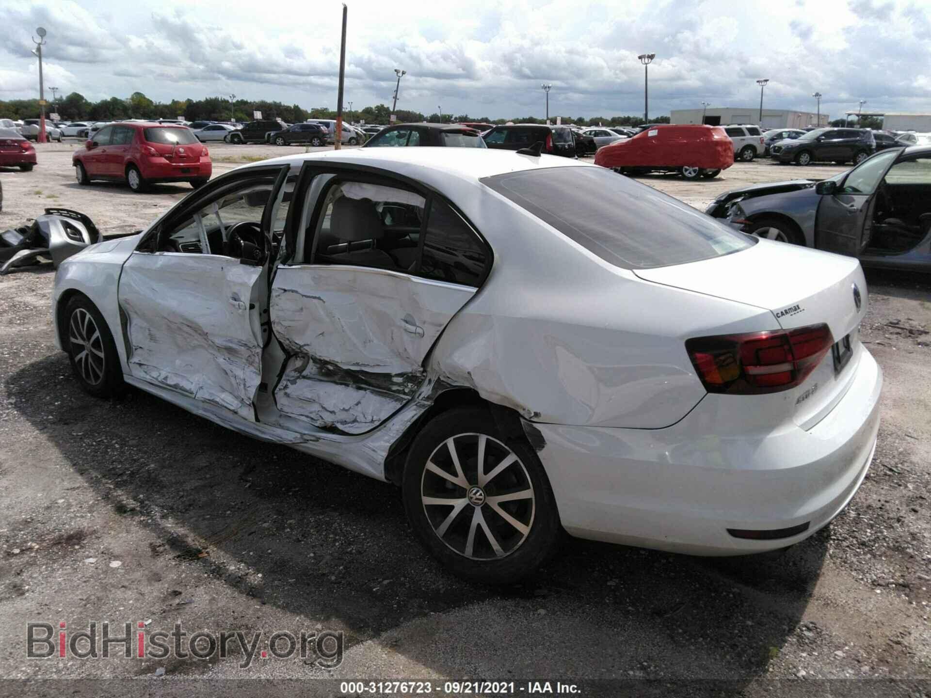 2017 VOLKSWAGEN JETTA - VIN: 3VWDB7AJ8HM203946 - Фото 3