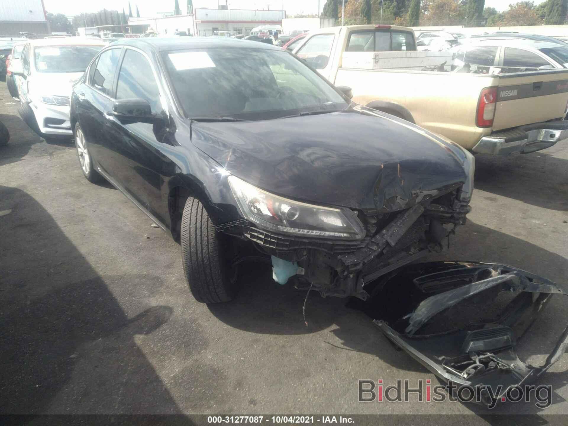 Photo 1HGCR2F77FA030023 - HONDA ACCORD SEDAN 2015