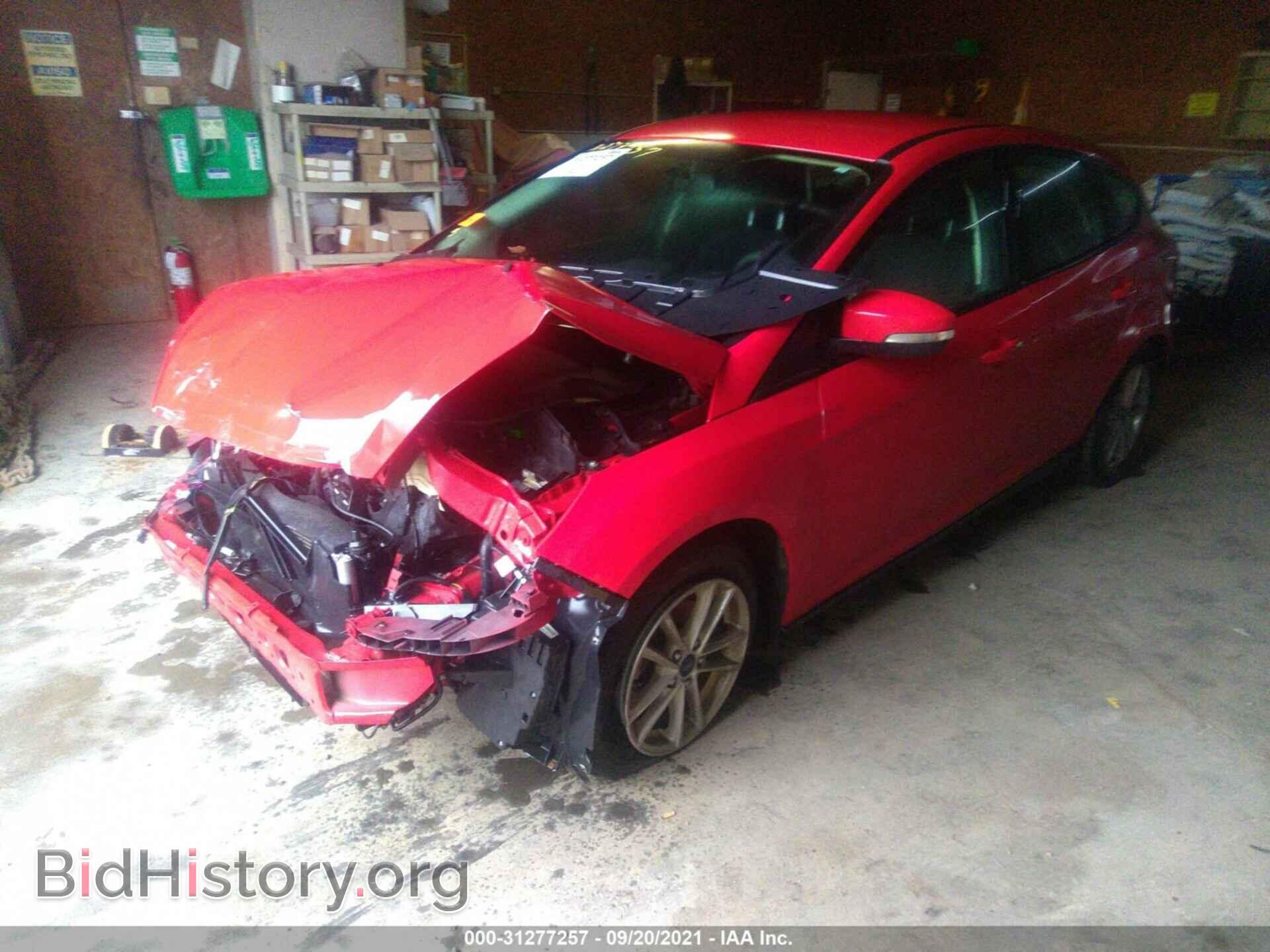 2017 FORD FOCUS - VIN: 1FADP3K23HL216034 - Фото 2