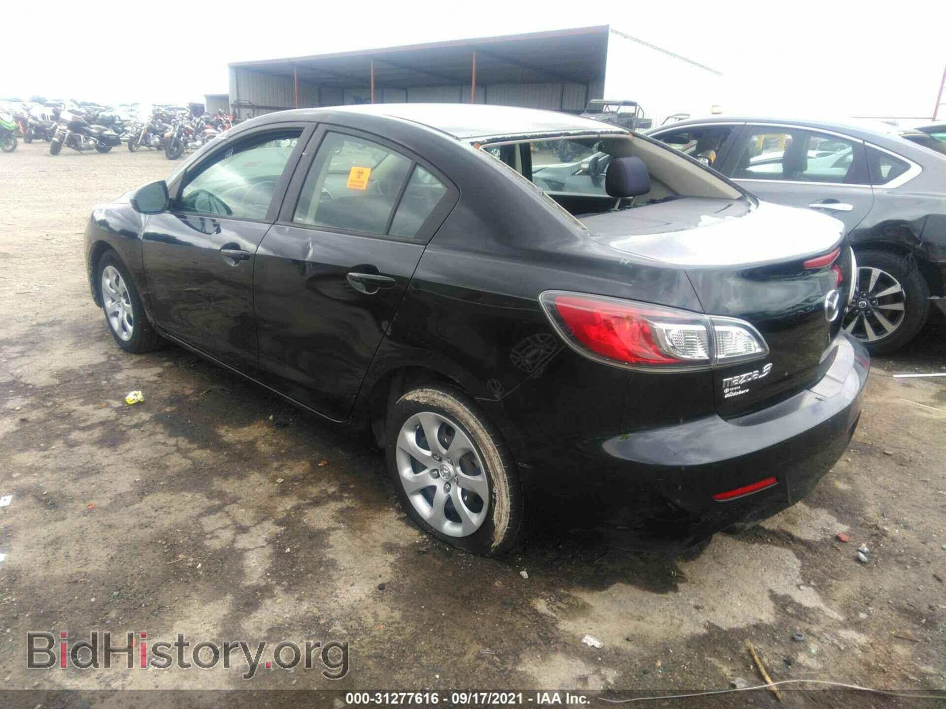 2013 MAZDA MAZDA3 - VIN: JM1BL1TG2D1705560 - Фото 3