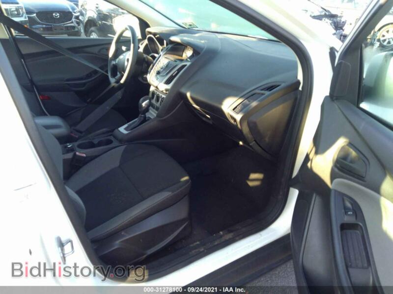2012 Ford FOCUS (VIN 1FAHP3F24CL239259) — фото 5 из 11