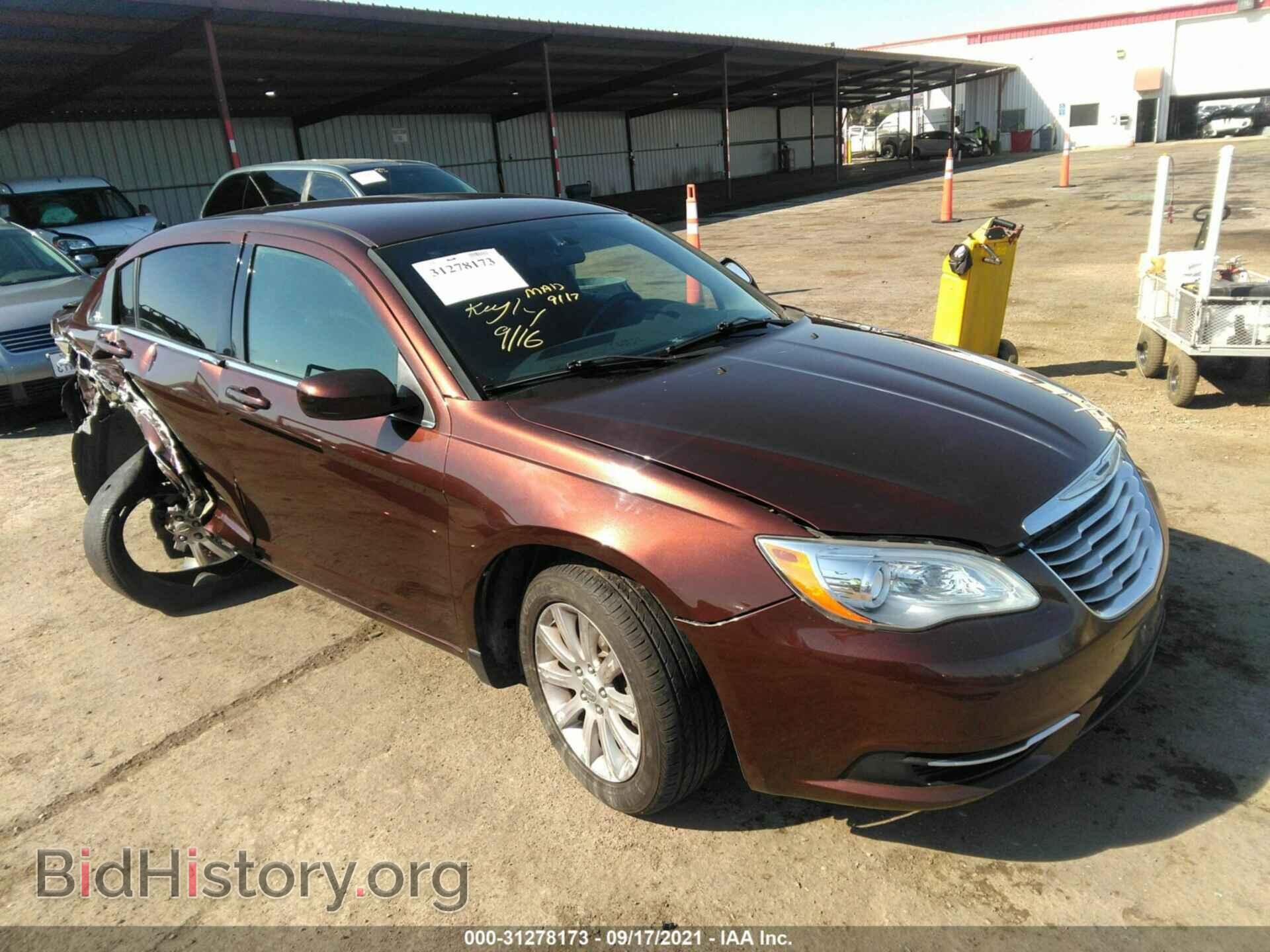 Фотография 1C3CCBBG3DN569514 - CHRYSLER 200 2013