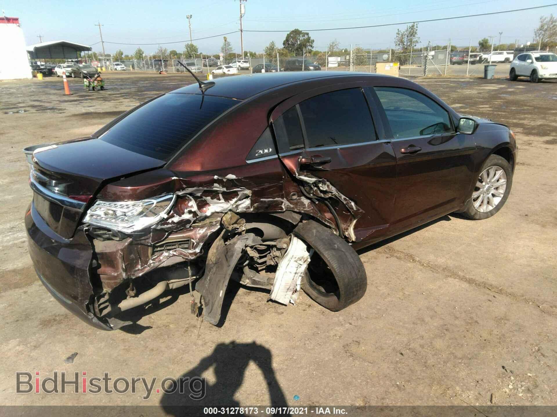 2013 CHRYSLER 200 - VIN: 1C3CCBBG3DN569514 - Фото 4