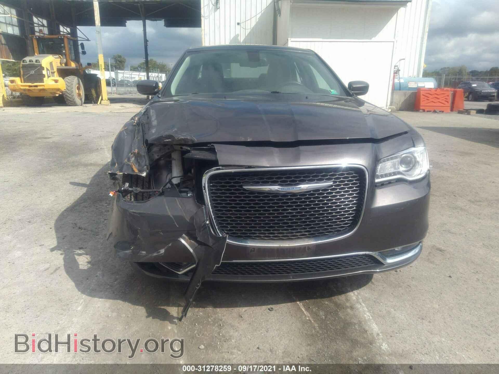 2015 CHRYSLER 300 - VIN: 2C3CCARG1FH830926 - Фото 6