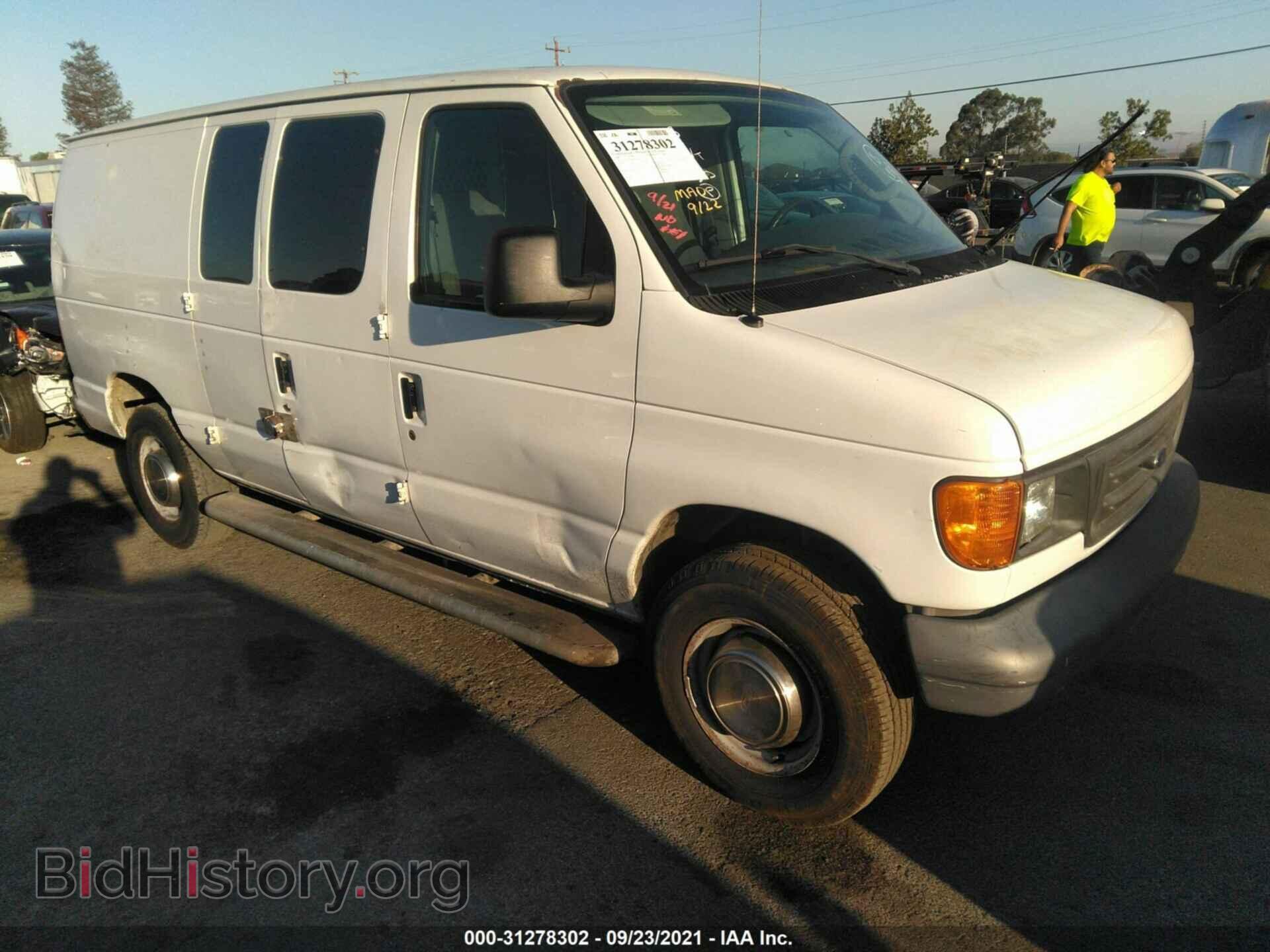 Photo 1FTNE24W66DA79385 - FORD ECONOLINE CARGO VAN 2006