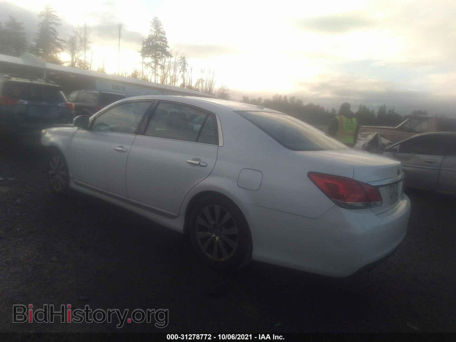 2011 TOYOTA AVALON - VIN: 4T1BK3DB1BU410085 - Фото 3