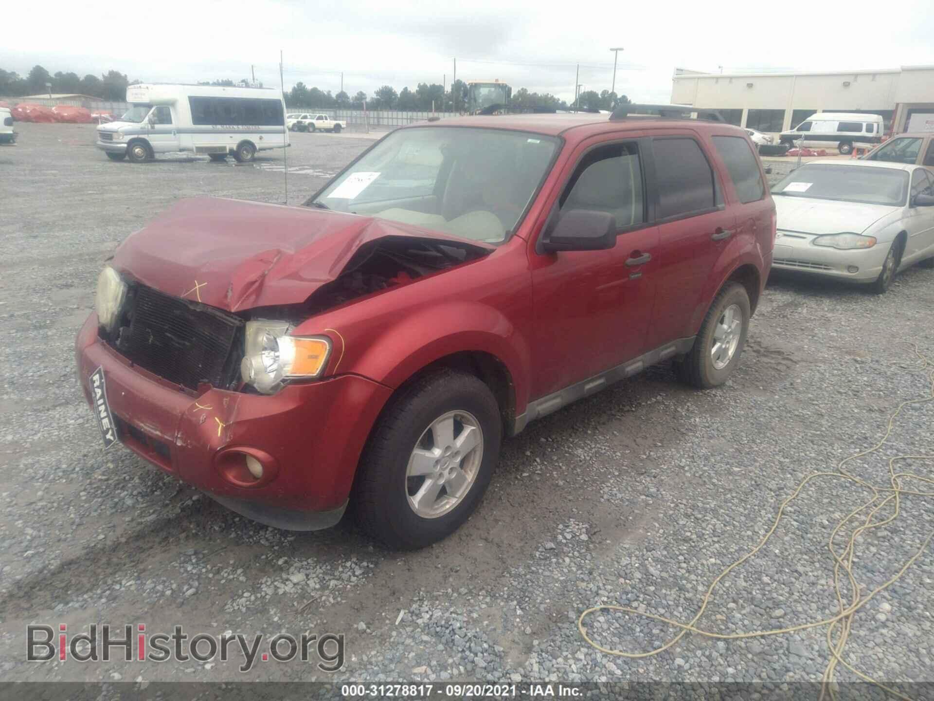 2012 FORD ESCAPE - VIN: 1FMCU0D70CKA62673 - Фото 2