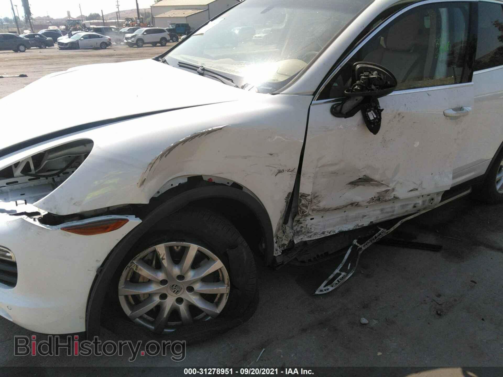 2013 PORSCHE CAYENNE - VIN: WP1AE2A2XDLA15979 - Фото 6