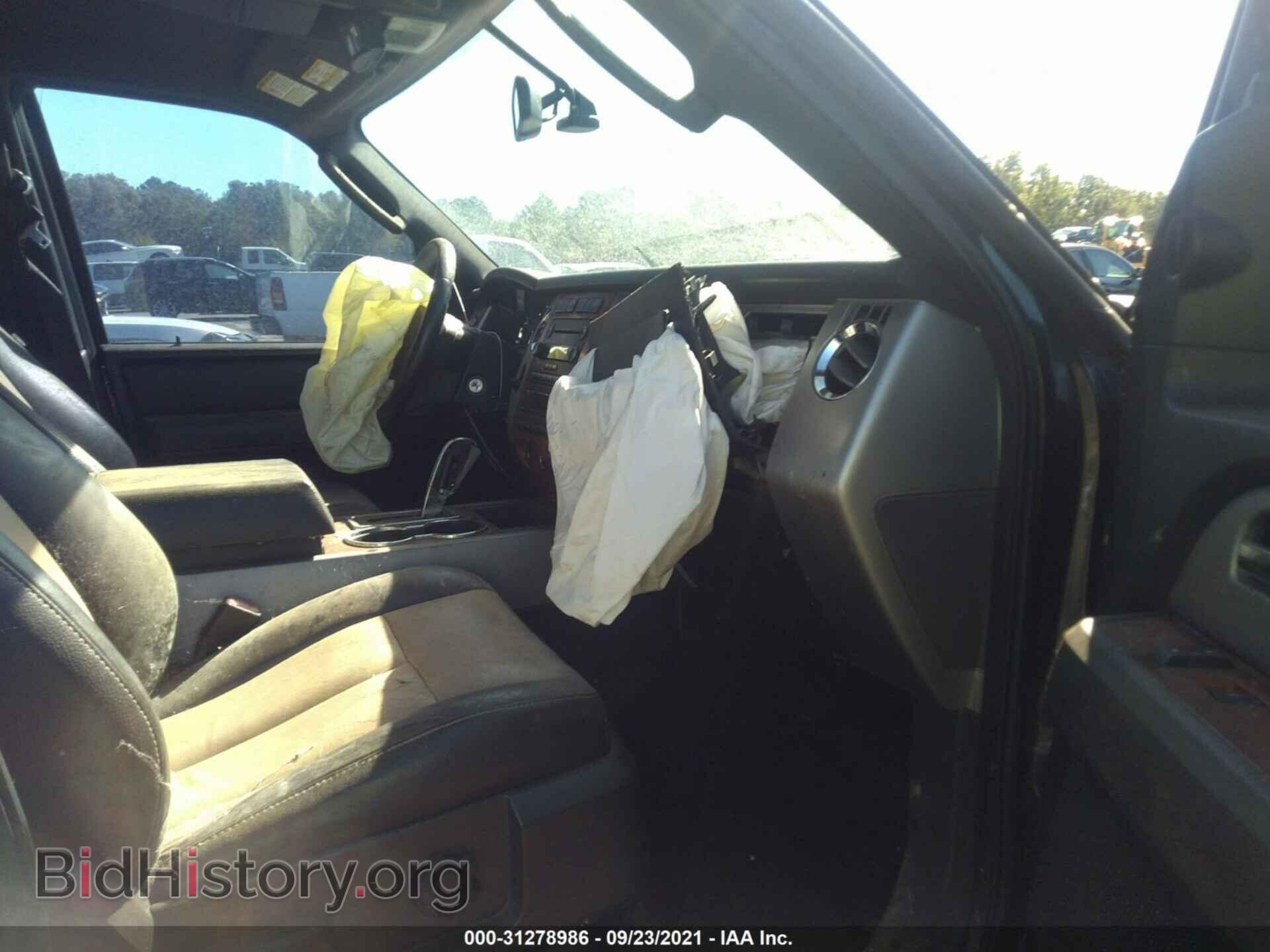 2007 FORD EXPEDITION - VIN: 1FMFU17577LA52297 - Фото 5