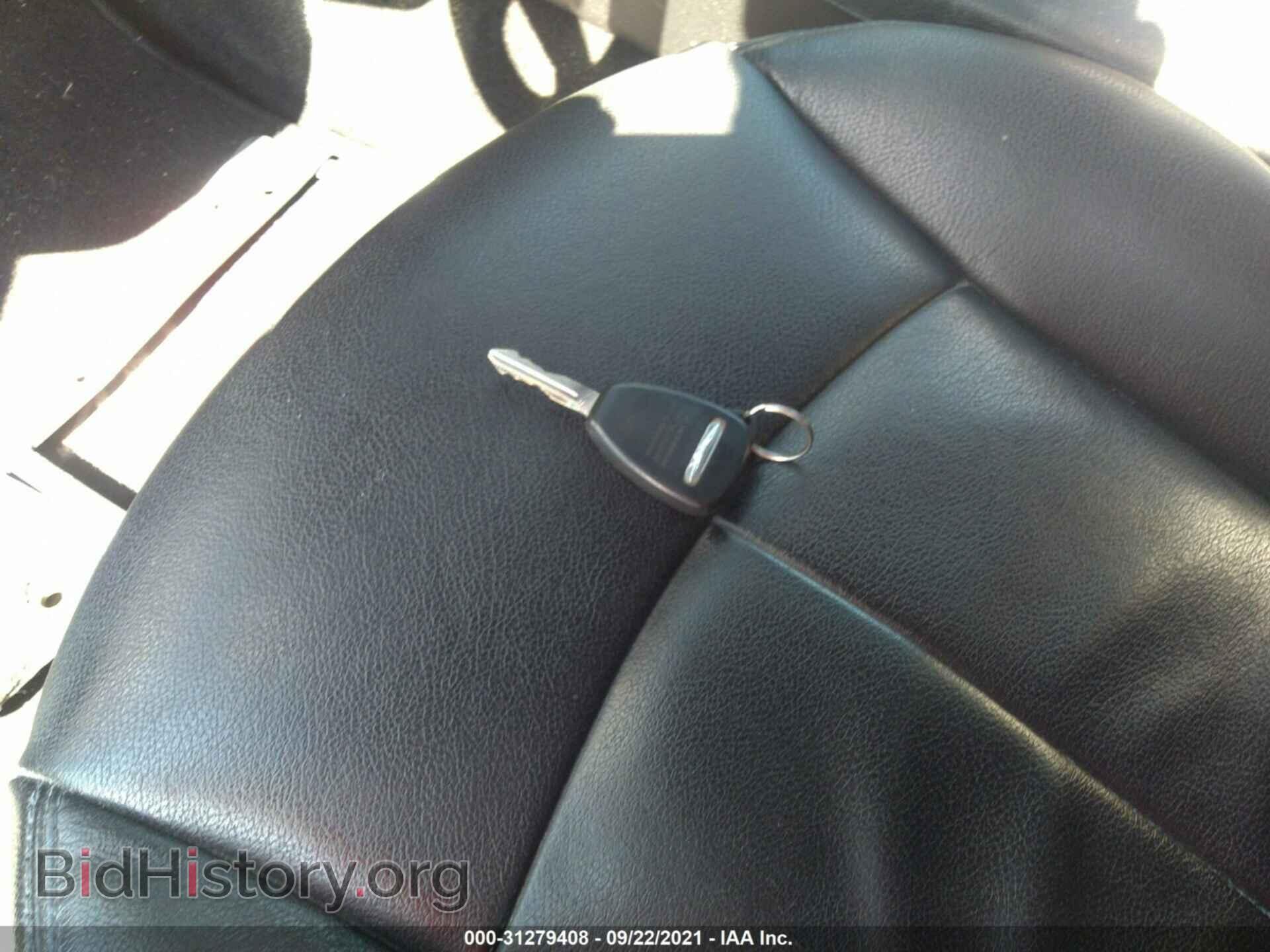 2013 CHRYSLER 200 - VIN: 1C3CCBBG0DN573309 - Photo 11