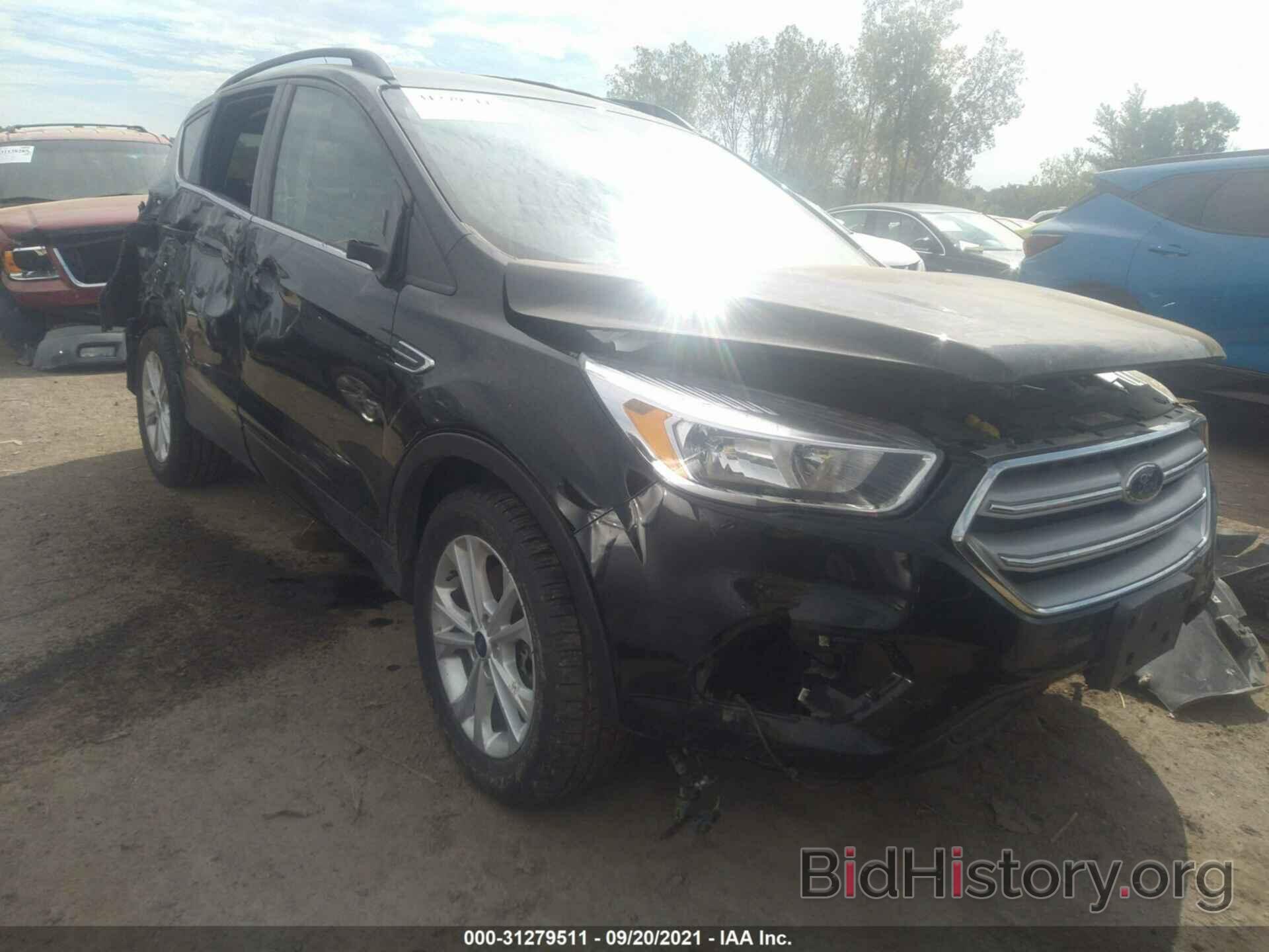 Photo 1FMCU9GD9JUD35049 - FORD ESCAPE 2018