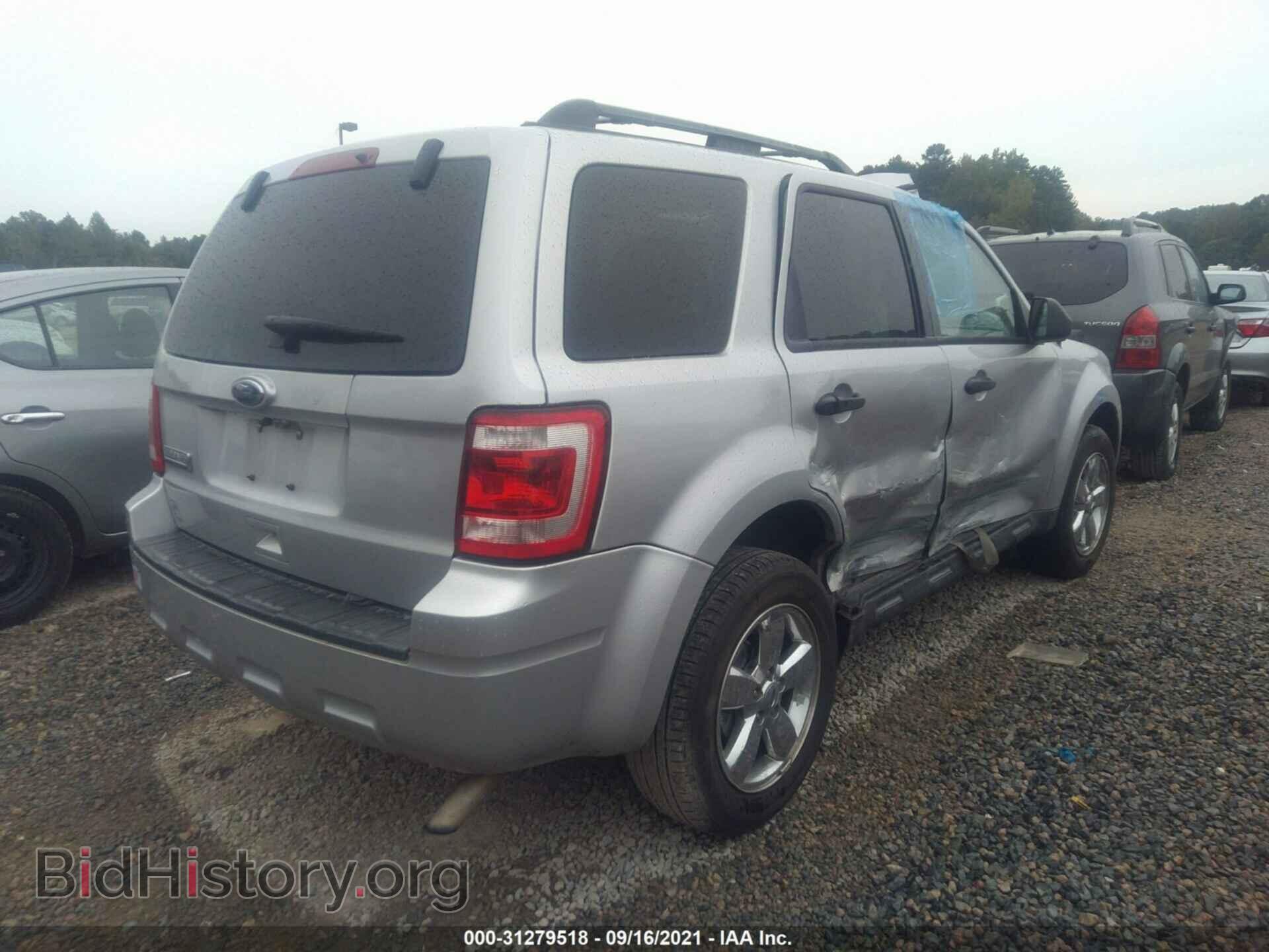 2010 FORD ESCAPE - VIN: 1FMCU0D77AKD09524 - Фото 4