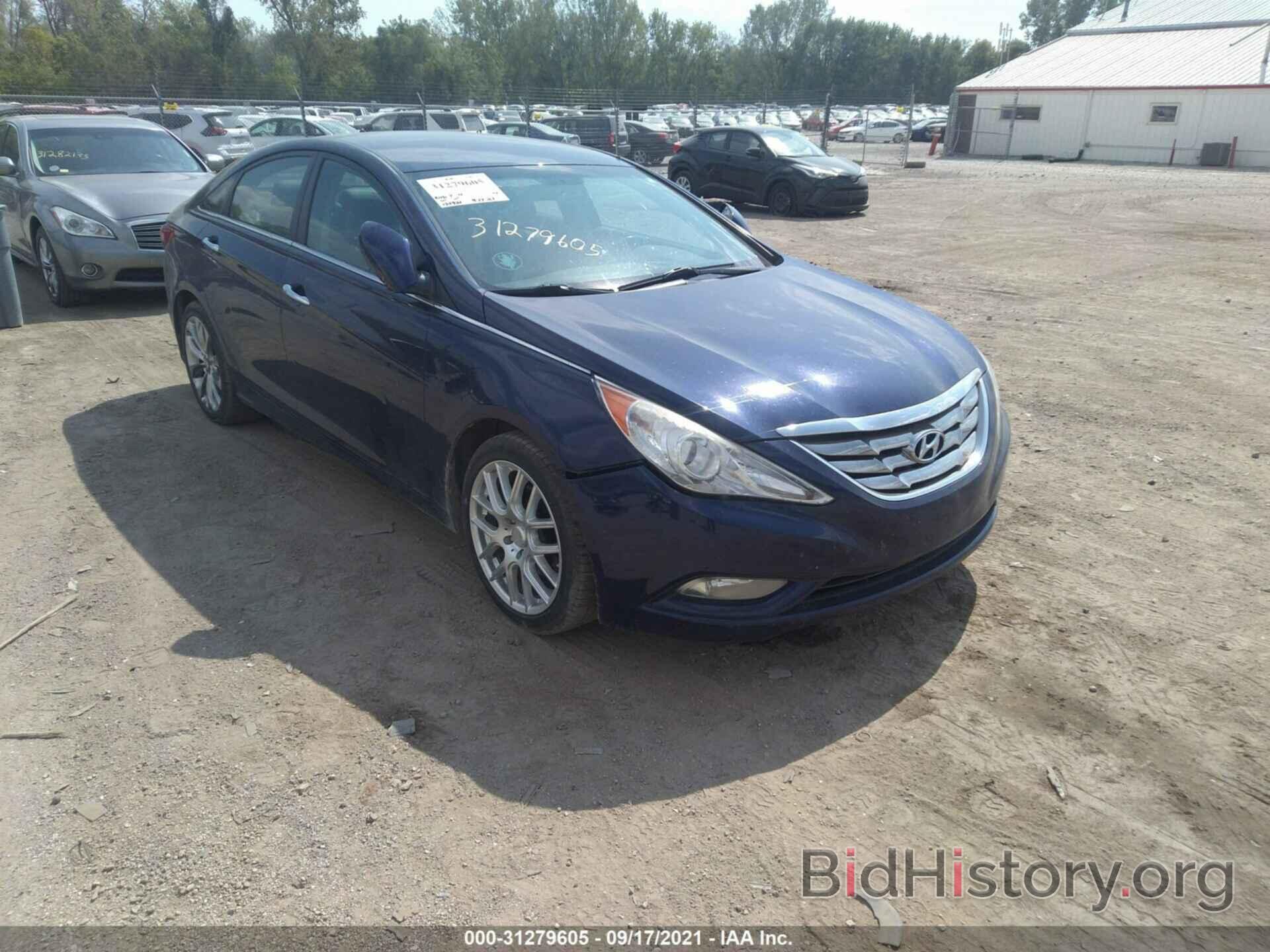 Photo 5NPEC4AC6BH240012 - HYUNDAI SONATA 2011