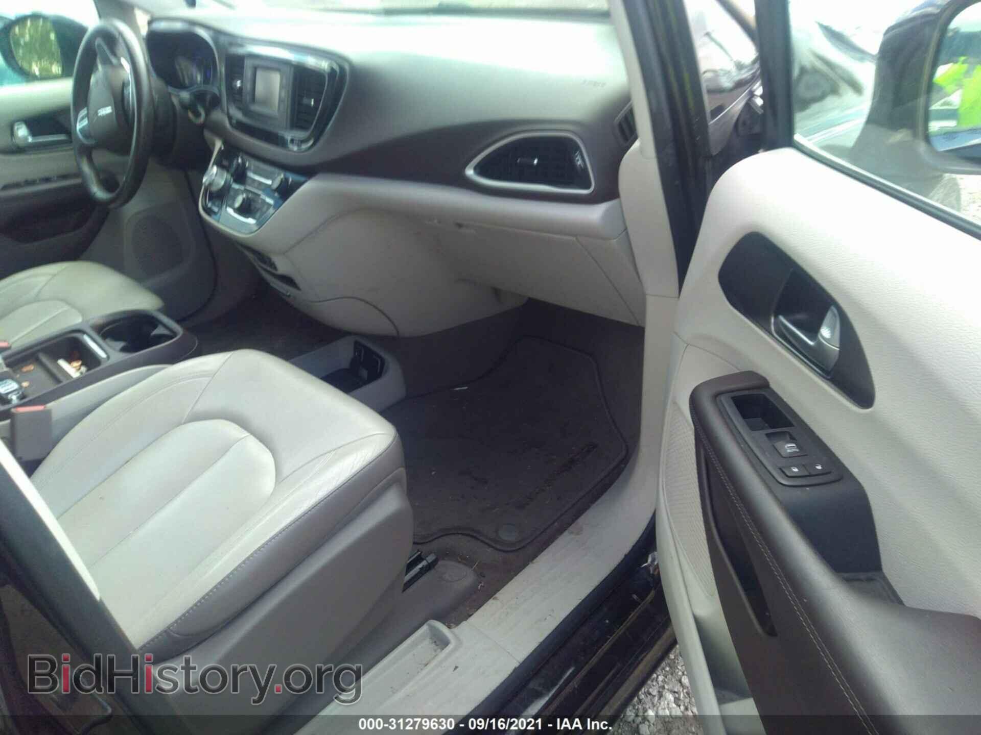 2017 CHRYSLER PACIFICA - VIN: 2C4RC1BG1HR667496 - Фото 5
