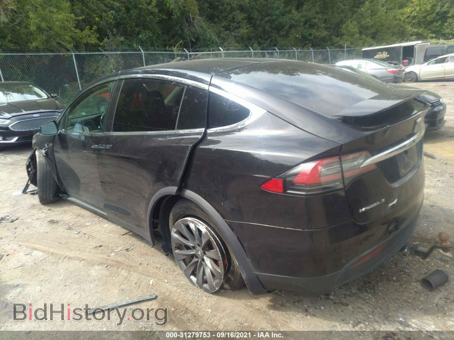 2016 TESLA MODEL X - VIN: 5YJXCDE46GF025828 - Photo 3