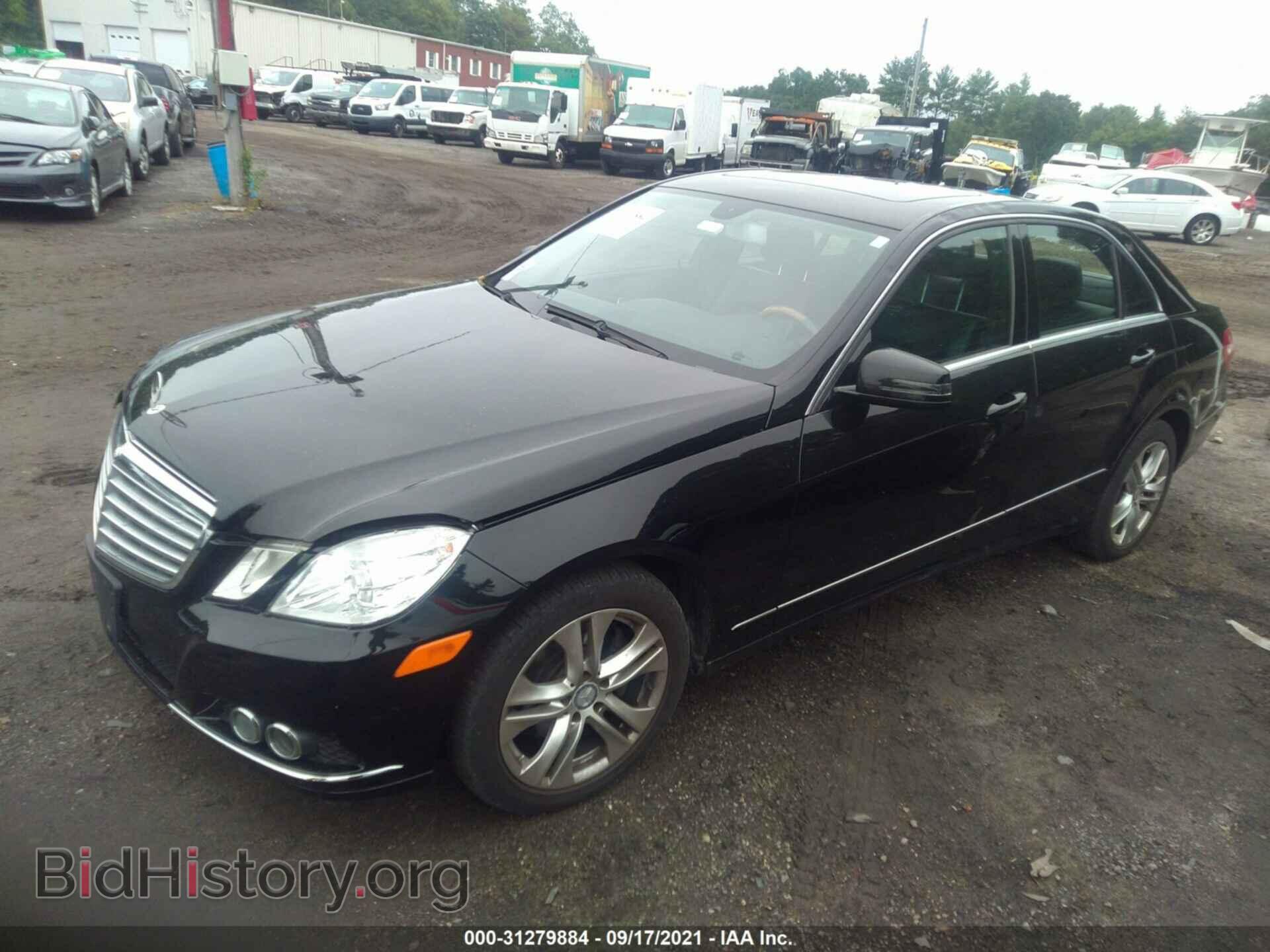 2010 MERCEDES-BENZ E-CLASS - VIN: WDDHF8HB0AA138631 - Фото 2