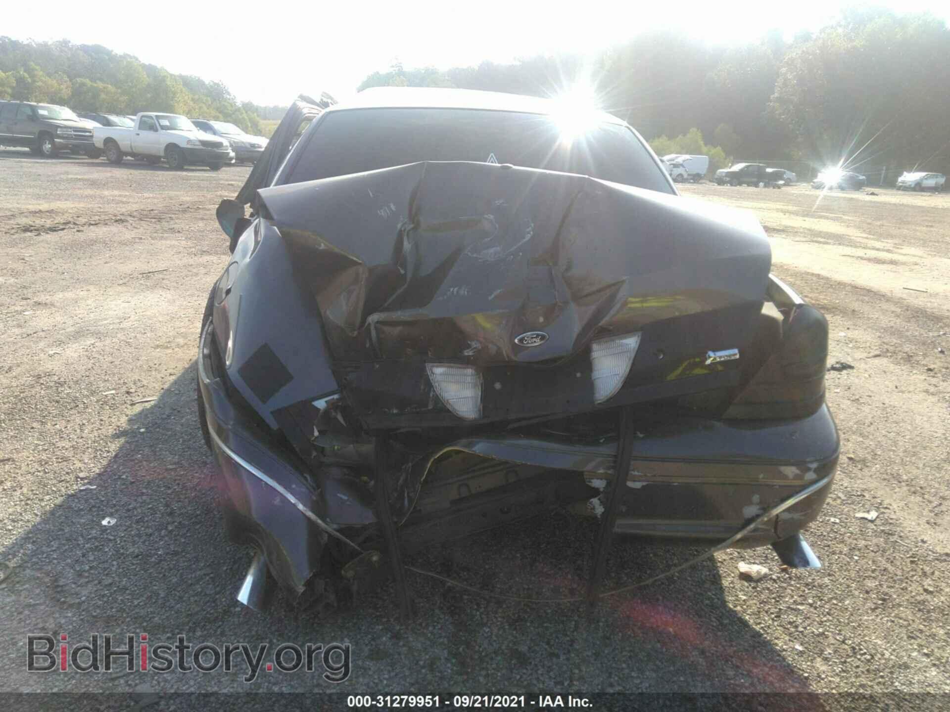 2011 FORD POLICE INTERCEPTOR - VIN: 2FABP7BV4BX143646 - Фото 6