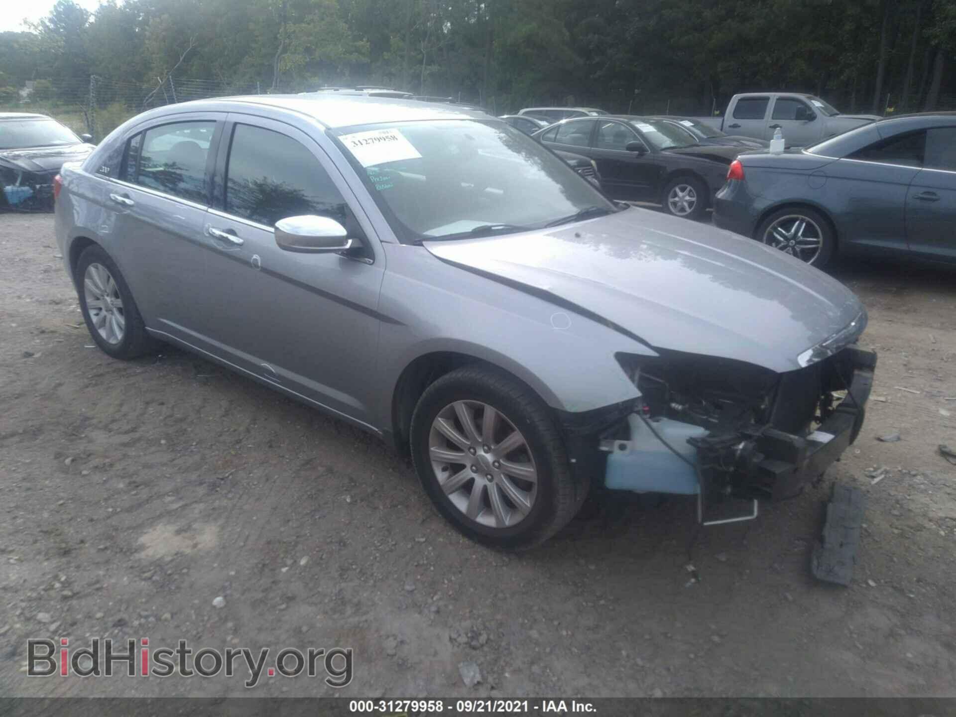 Photo 1C3CCBCG9DN558208 - CHRYSLER 200 2013