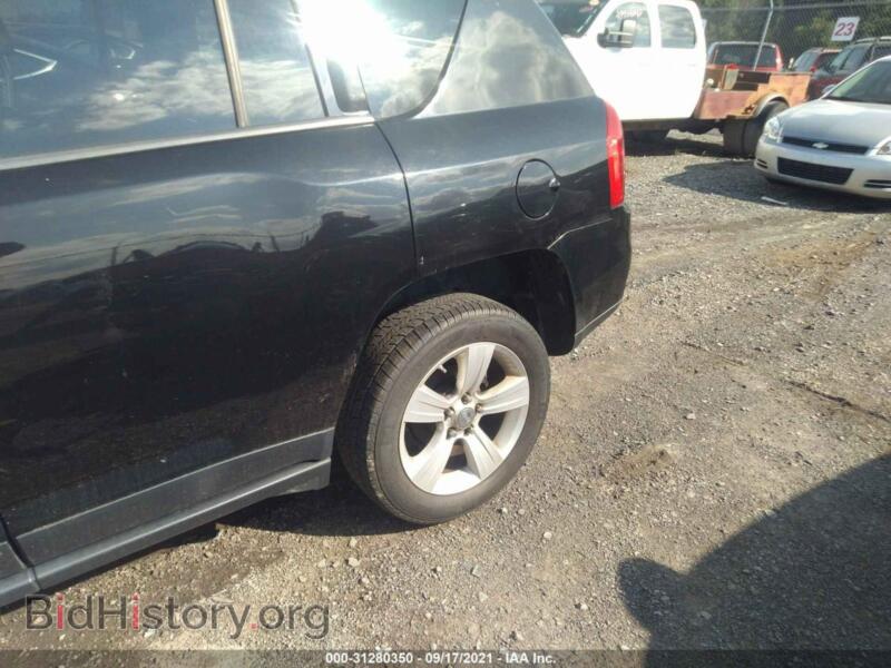 2012 Jeep COMPASS (VIN 1C4NJDBB3CD559760) — photo 6 of 11