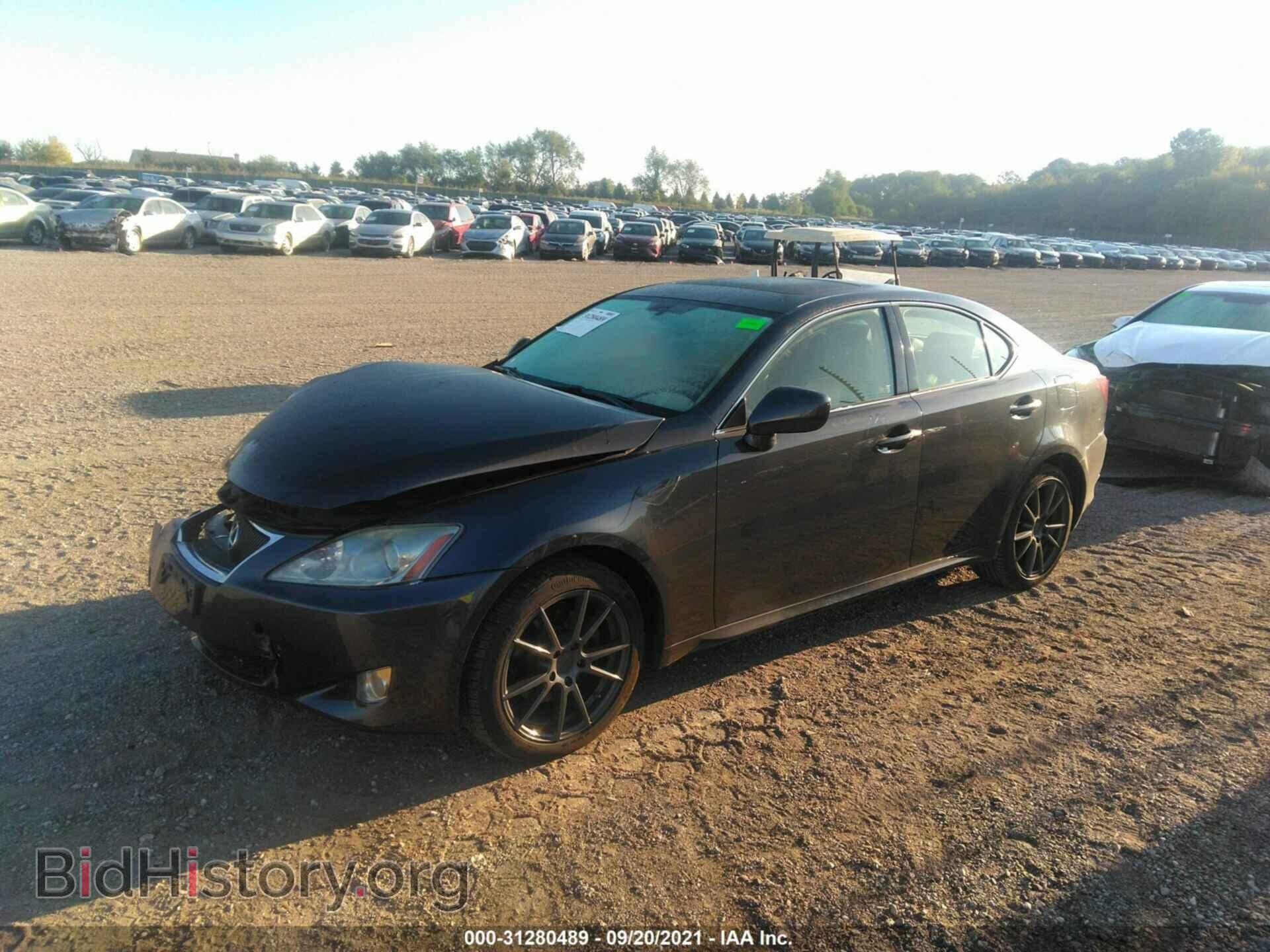 2007 LEXUS IS 250 - VIN: JTHCK262X75008260 - Фото 2