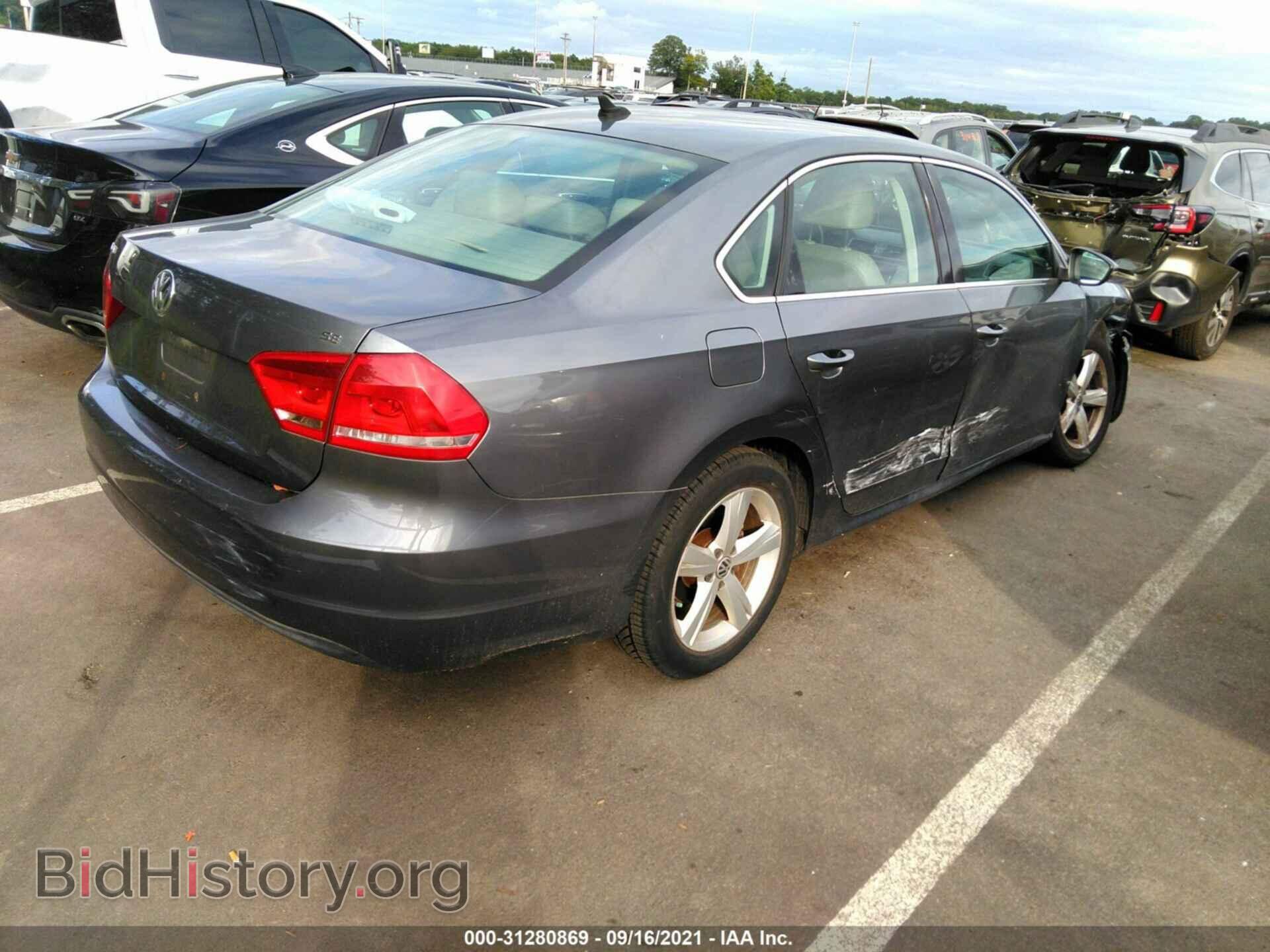 2012 VOLKSWAGEN PASSAT - VIN: 1VWBP7A36CC102974 - Фото 4