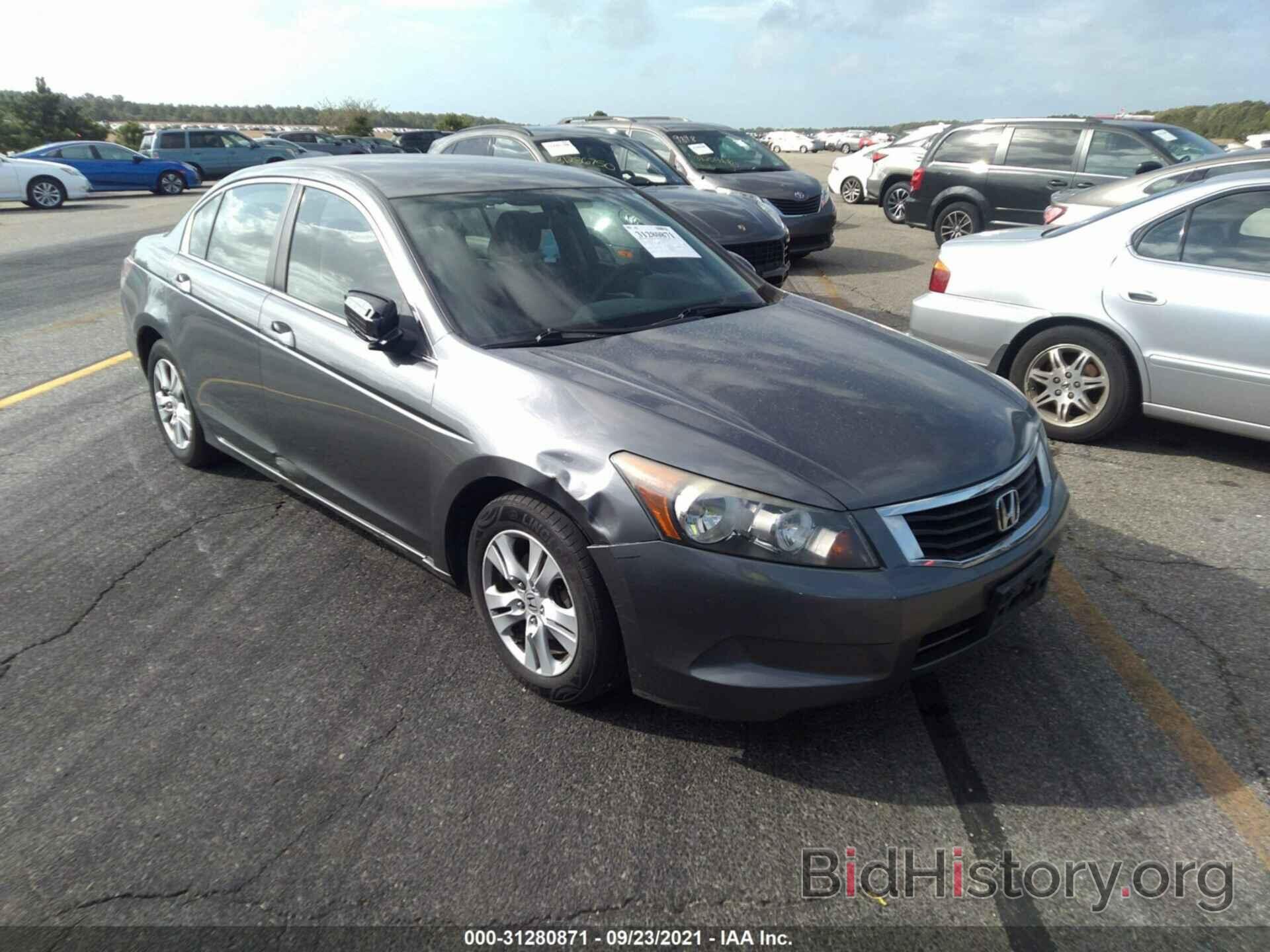 Photo 1HGCP2F40AA032345 - HONDA ACCORD SDN 2010