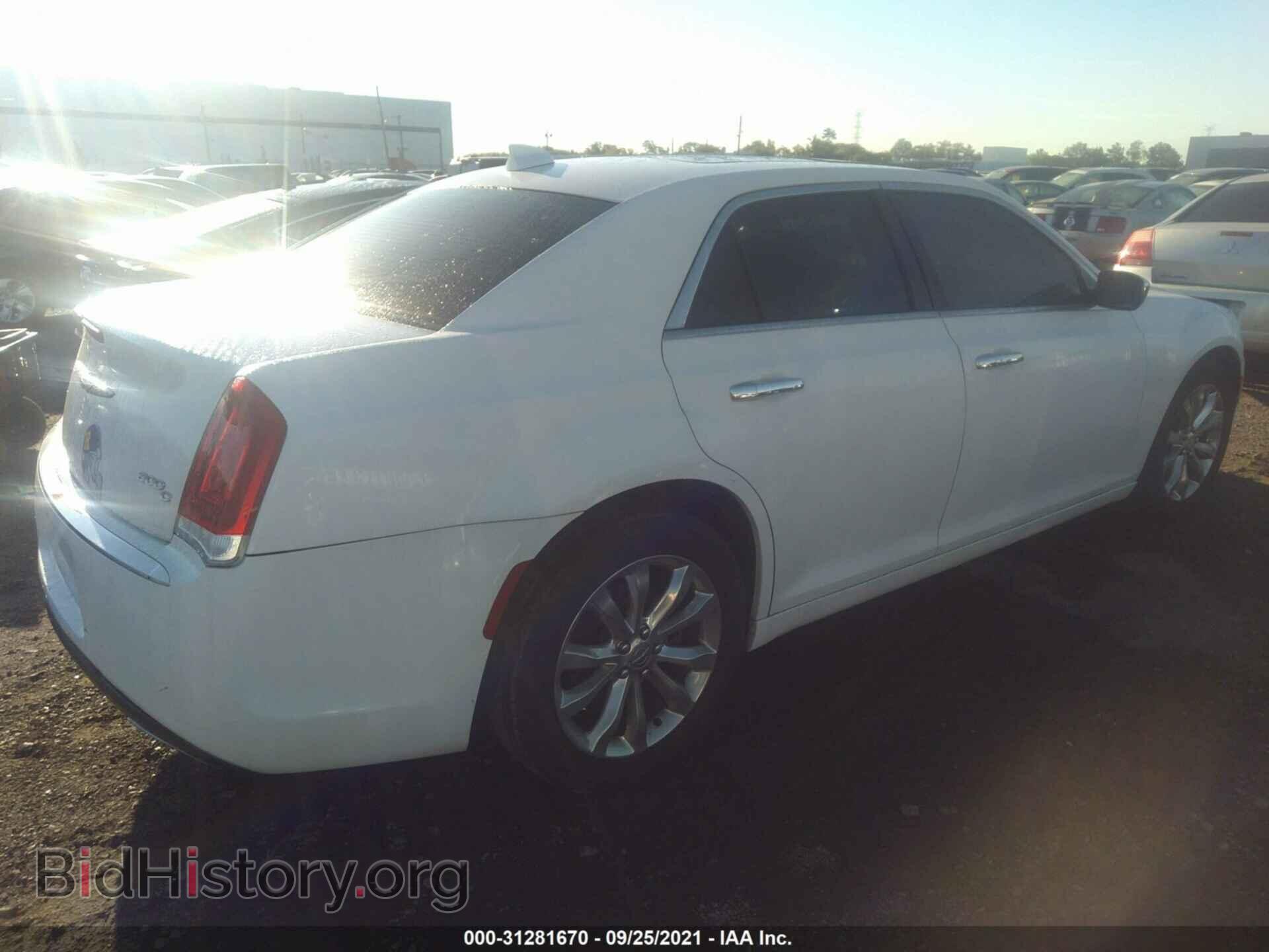 2016 CHRYSLER 300 - VIN: 2C3CCAKG1GH344080 - Фото 4
