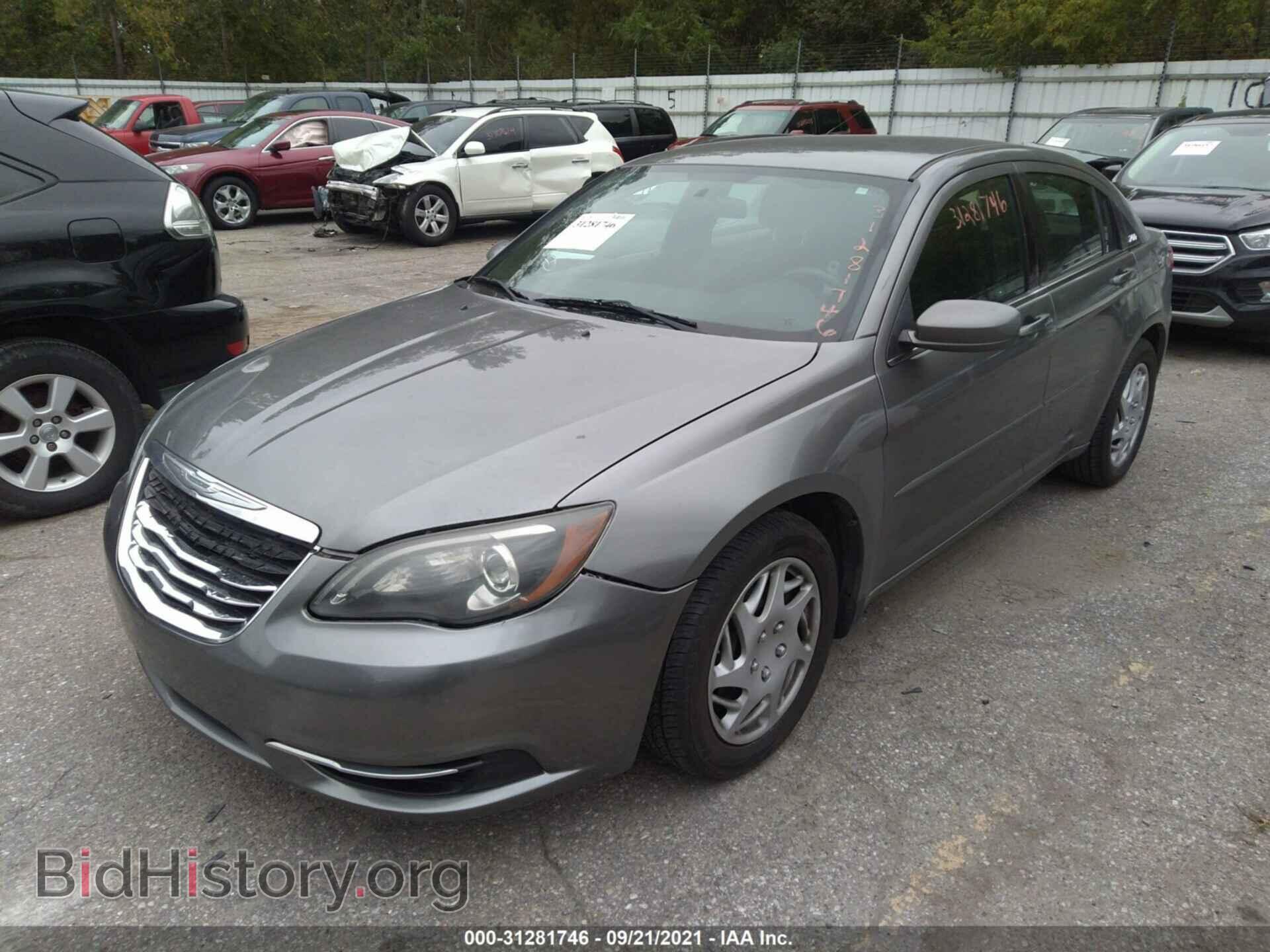 2012 CHRYSLER 200 - VIN: 1C3CCBAB9CN203593 - Photo 2