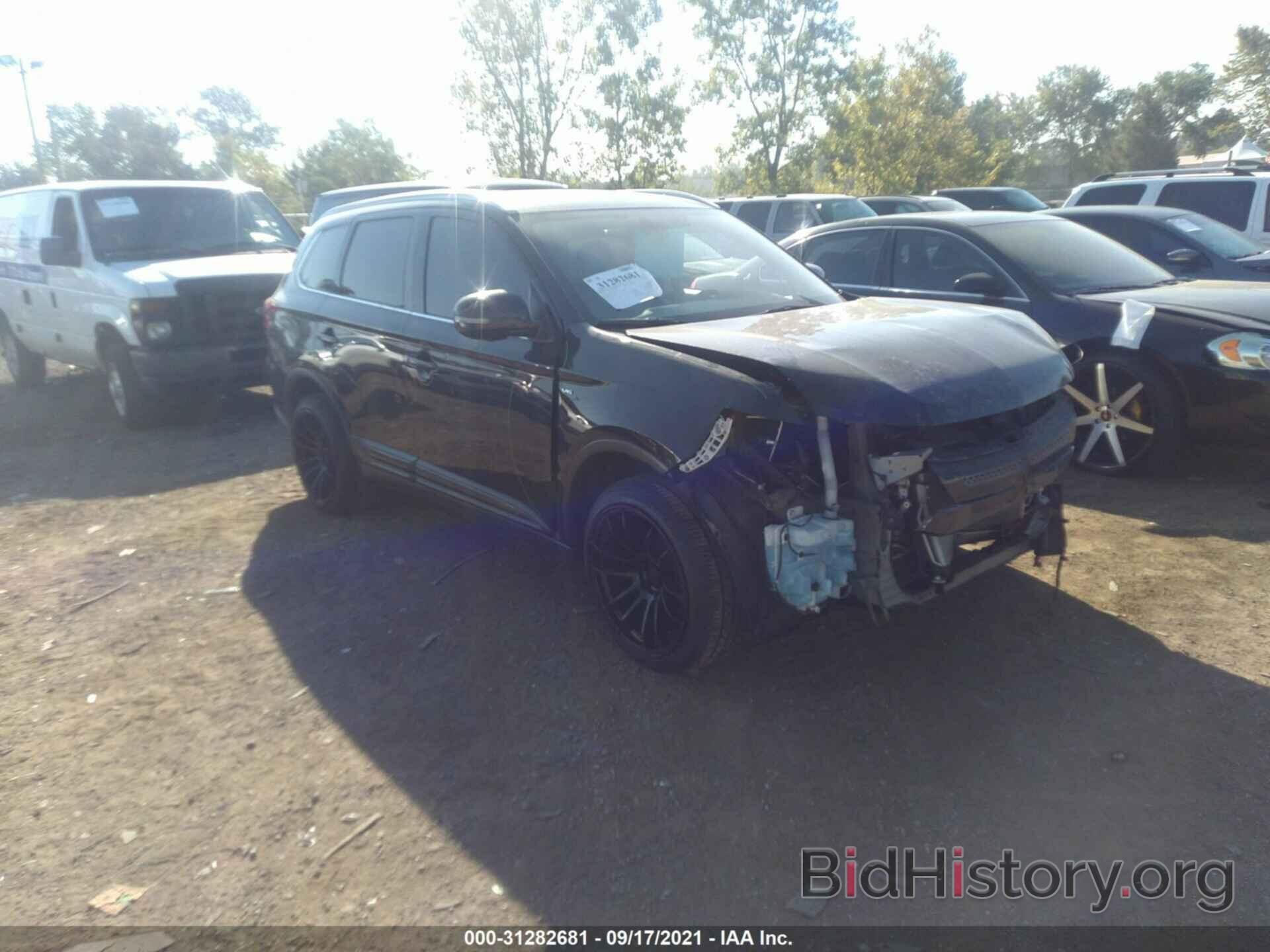 Photo JA4JZ4AX5KZ017981 - MITSUBISHI OUTLANDER 2019