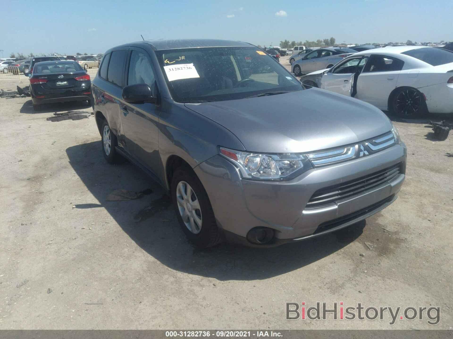 Photo JA4AD2A35EZ001896 - MITSUBISHI OUTLANDER 2014