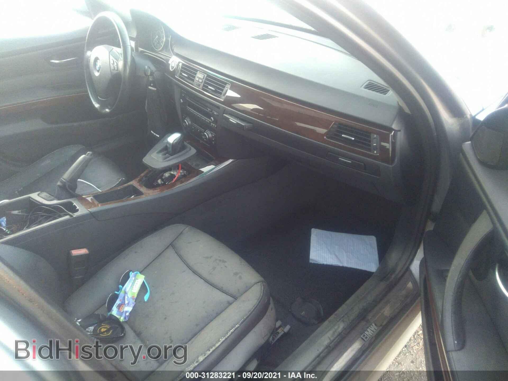 2011 BMW 3 SERIES - VIN: WBAPK5C52BF123745 - Фото 5