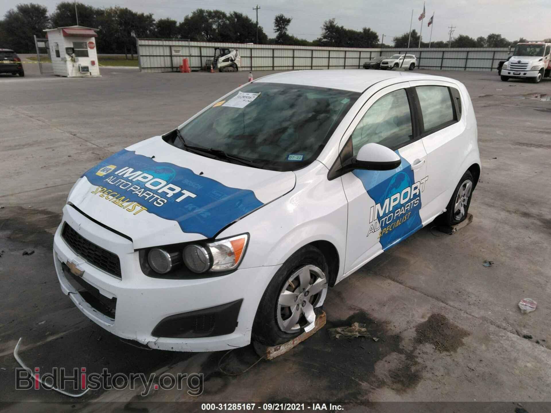 2016 CHEVROLET SONIC - VIN: 1G1JA6SH3G4106171 - Фото 2