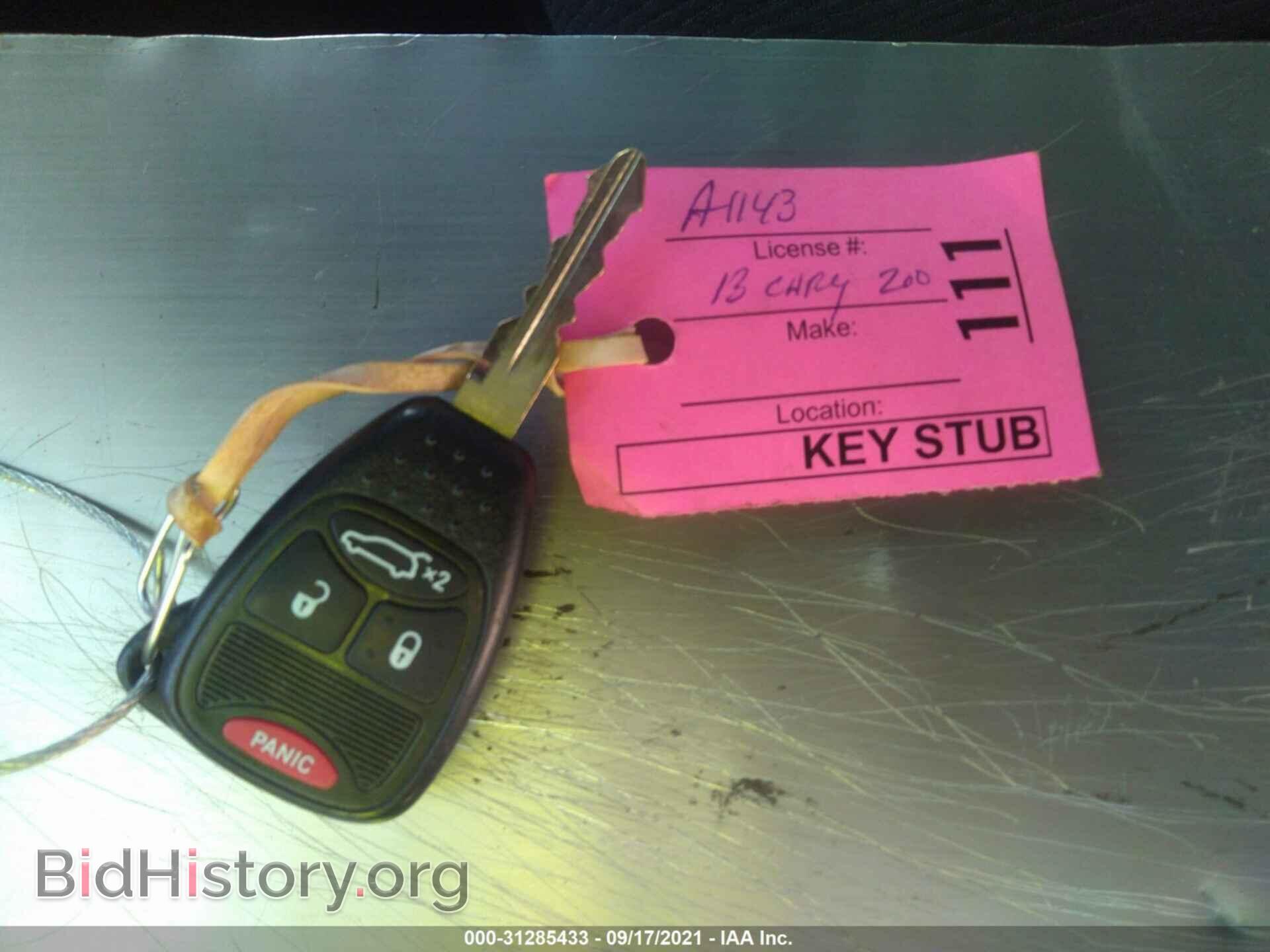 2013 CHRYSLER 200 - VIN: 1C3CCBBB8DN574020 - Фото 11