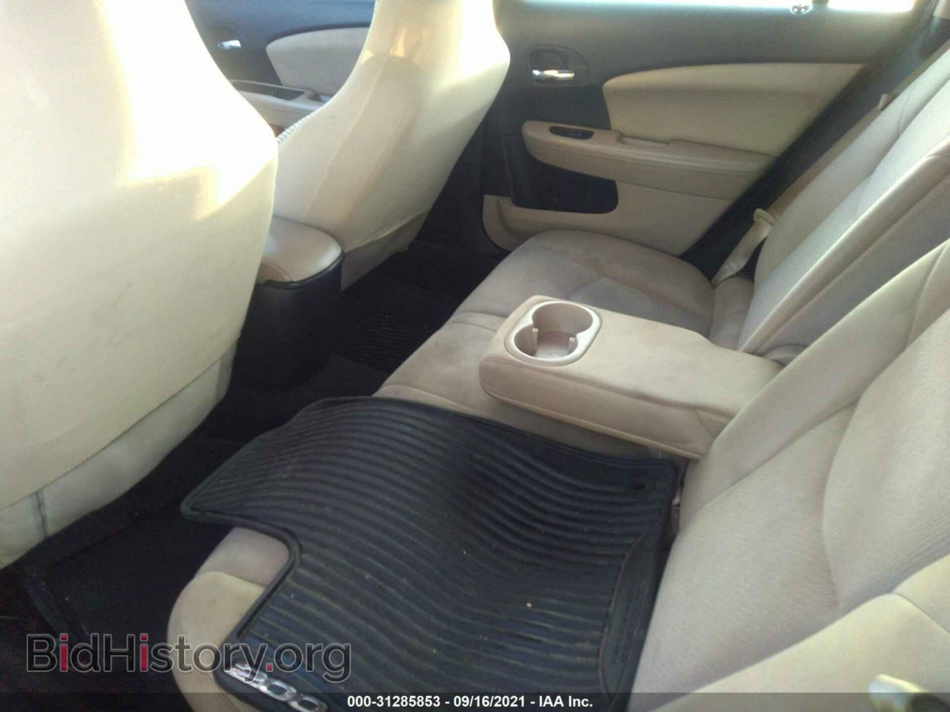 2011 CHRYSLER 200 - VIN: 1C3BC1FG3BN585645 - Фото 8