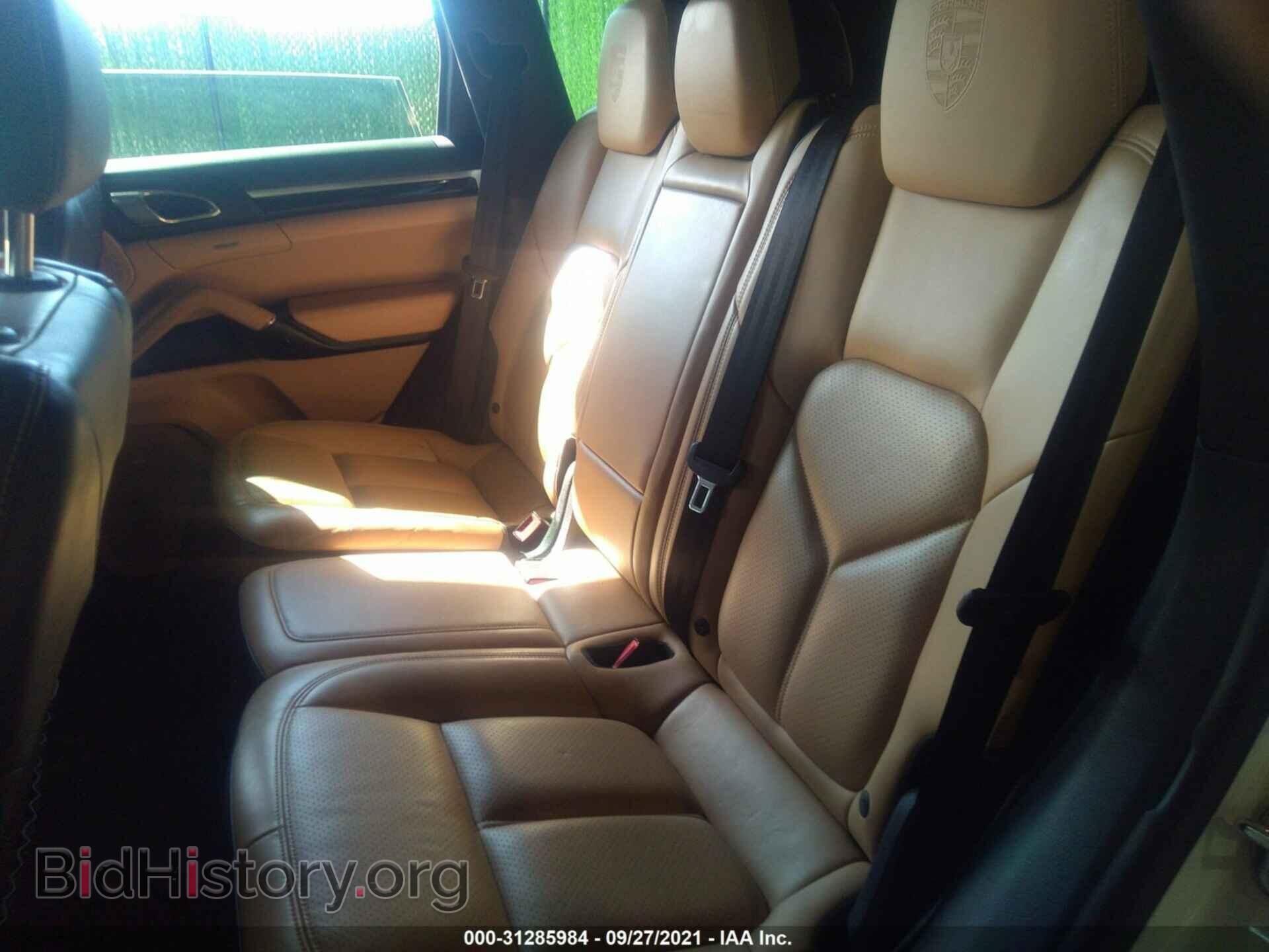 2018 PORSCHE CAYENNE - VIN: WP1AA2A20JKA00369 - Фото 8
