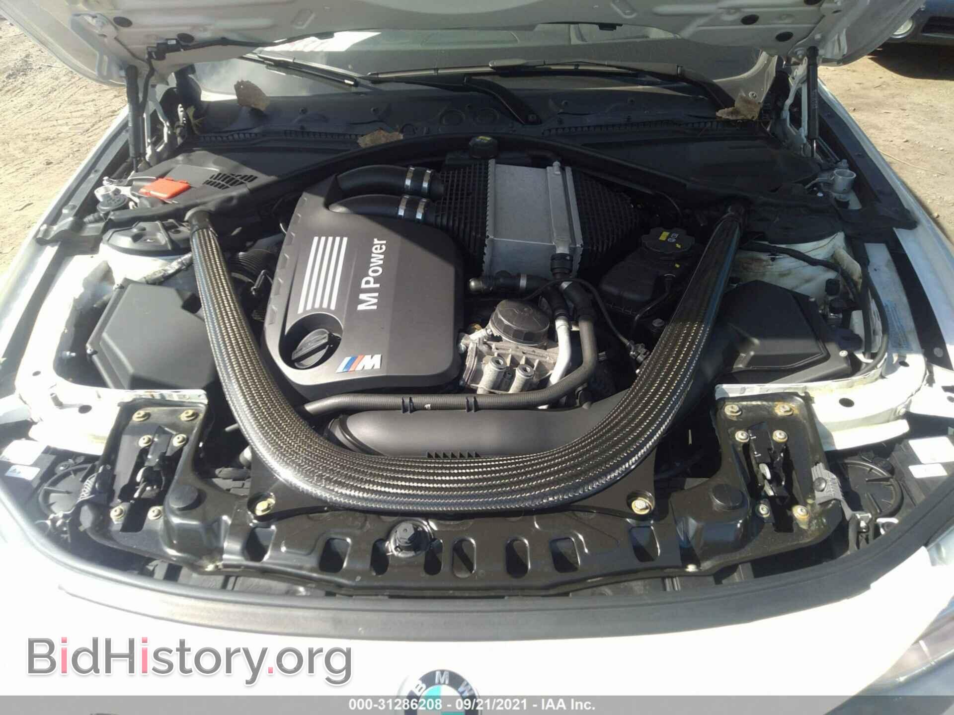 2015 BMW M4 - VIN: WBS3R9C56FK333677 - Фото 10