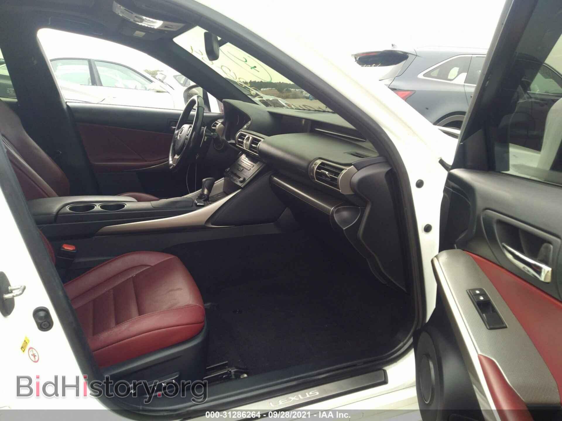 2016 LEXUS IS 300 - VIN: JTHCM1D22G5011693 - Фото 5