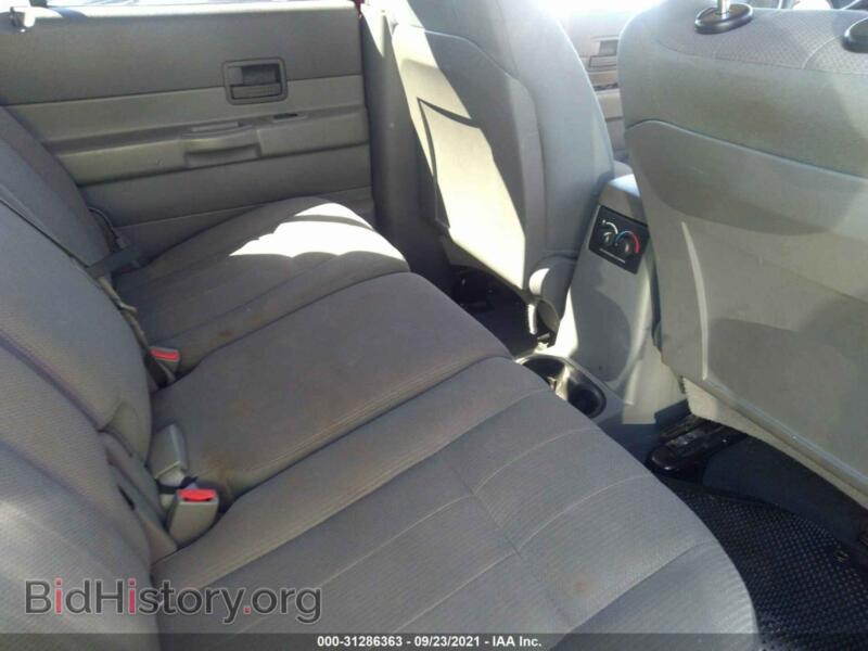 2006 Dodge DURANGO (VIN 1D4HD38K06F110232) — photo 8 of 11