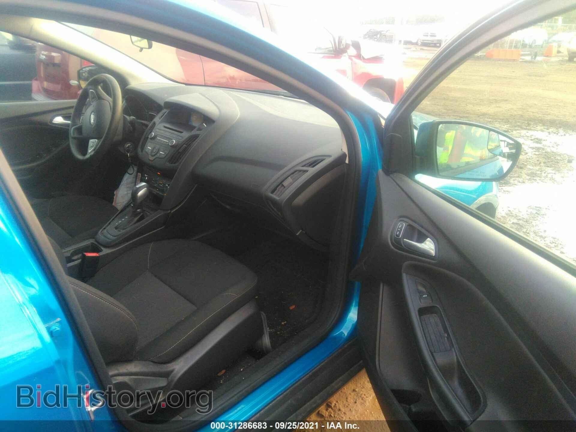 2016 FORD FOCUS - VIN: 1FADP3F28GL324187 - Photo 5
