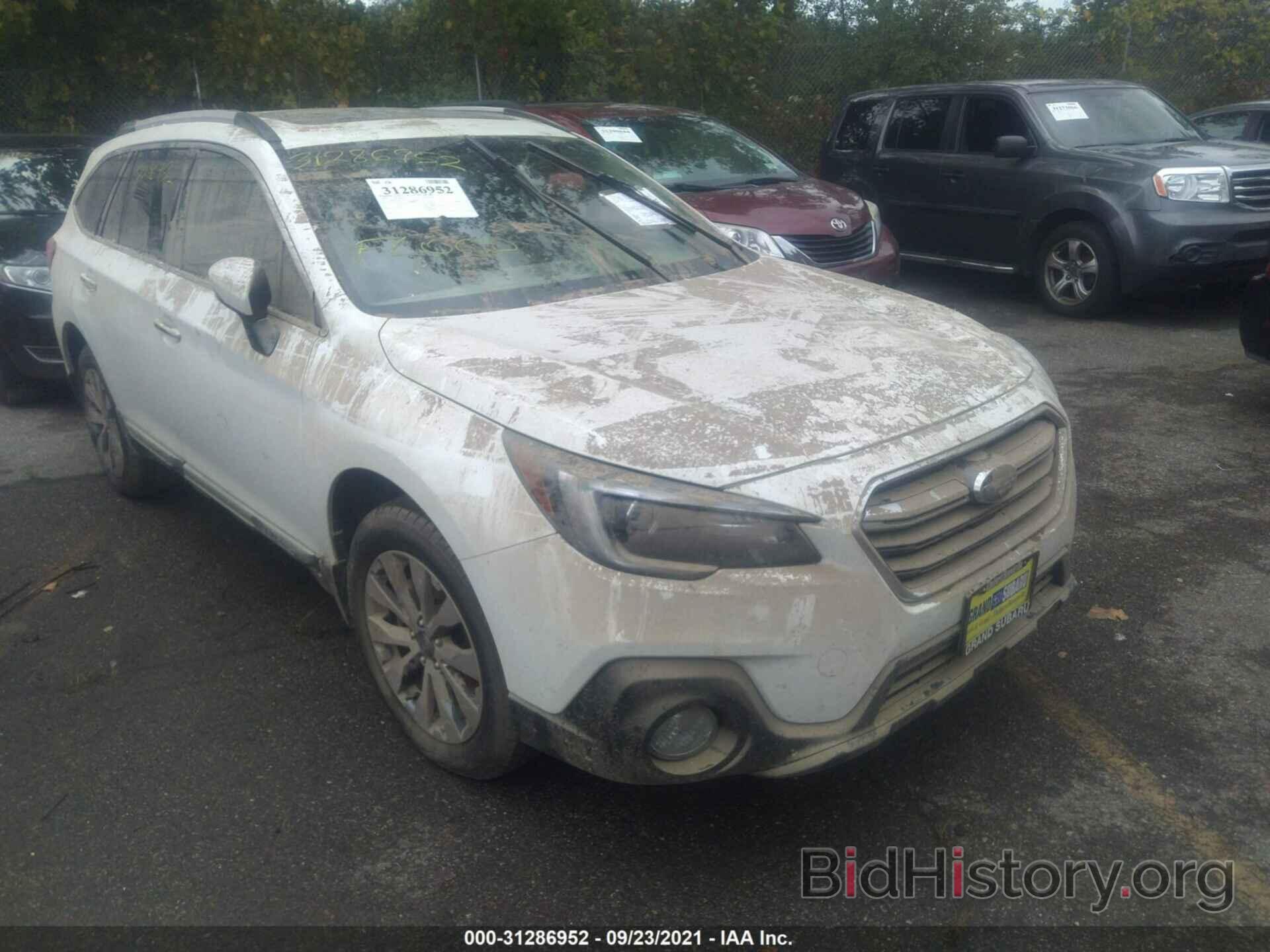 Photo 4S4BSETC8J3336996 - SUBARU OUTBACK 2018