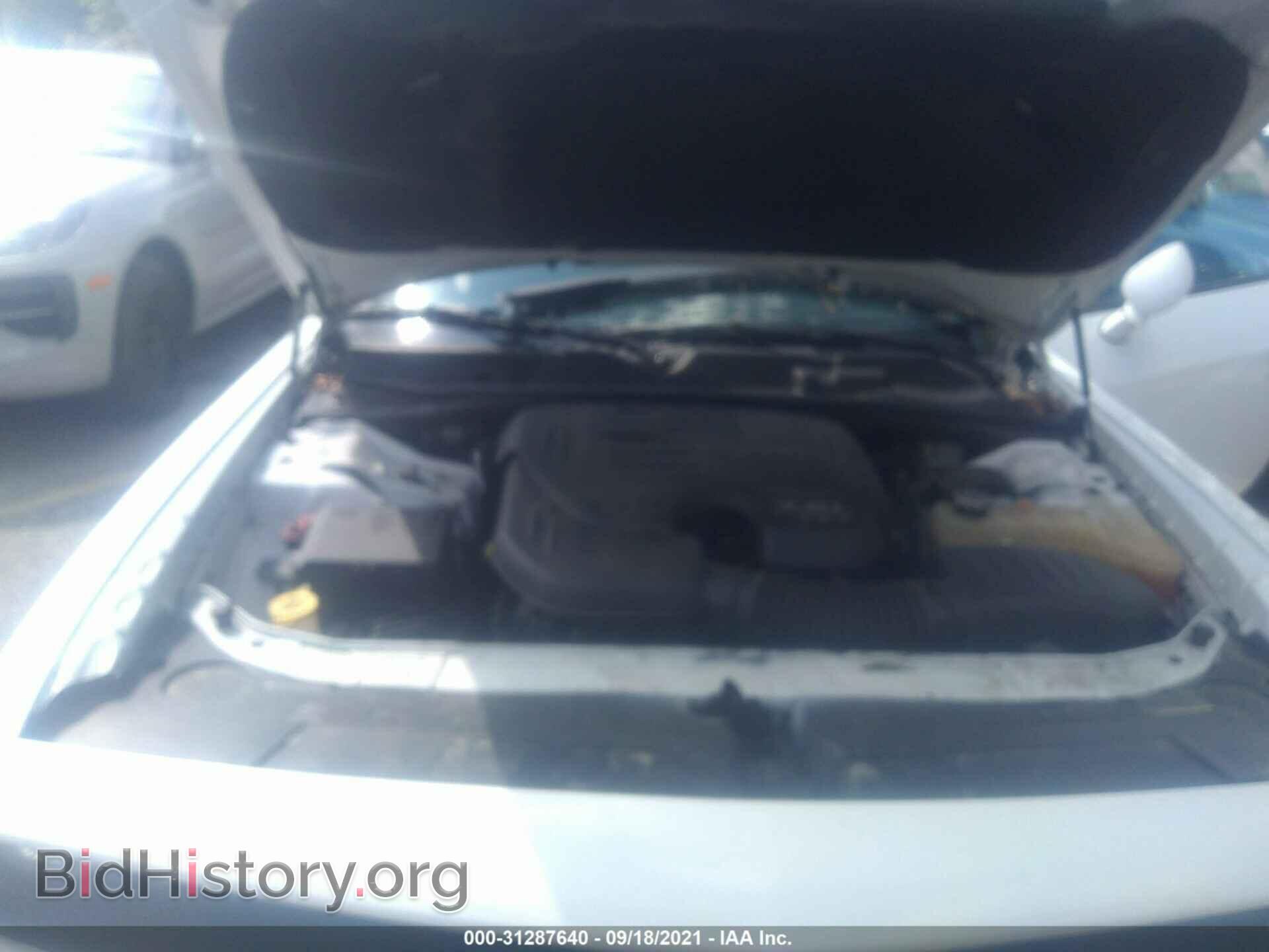 2016 DODGE CHALLENGER - VIN: 2C3CDZAG3GH194924 - Фото 10
