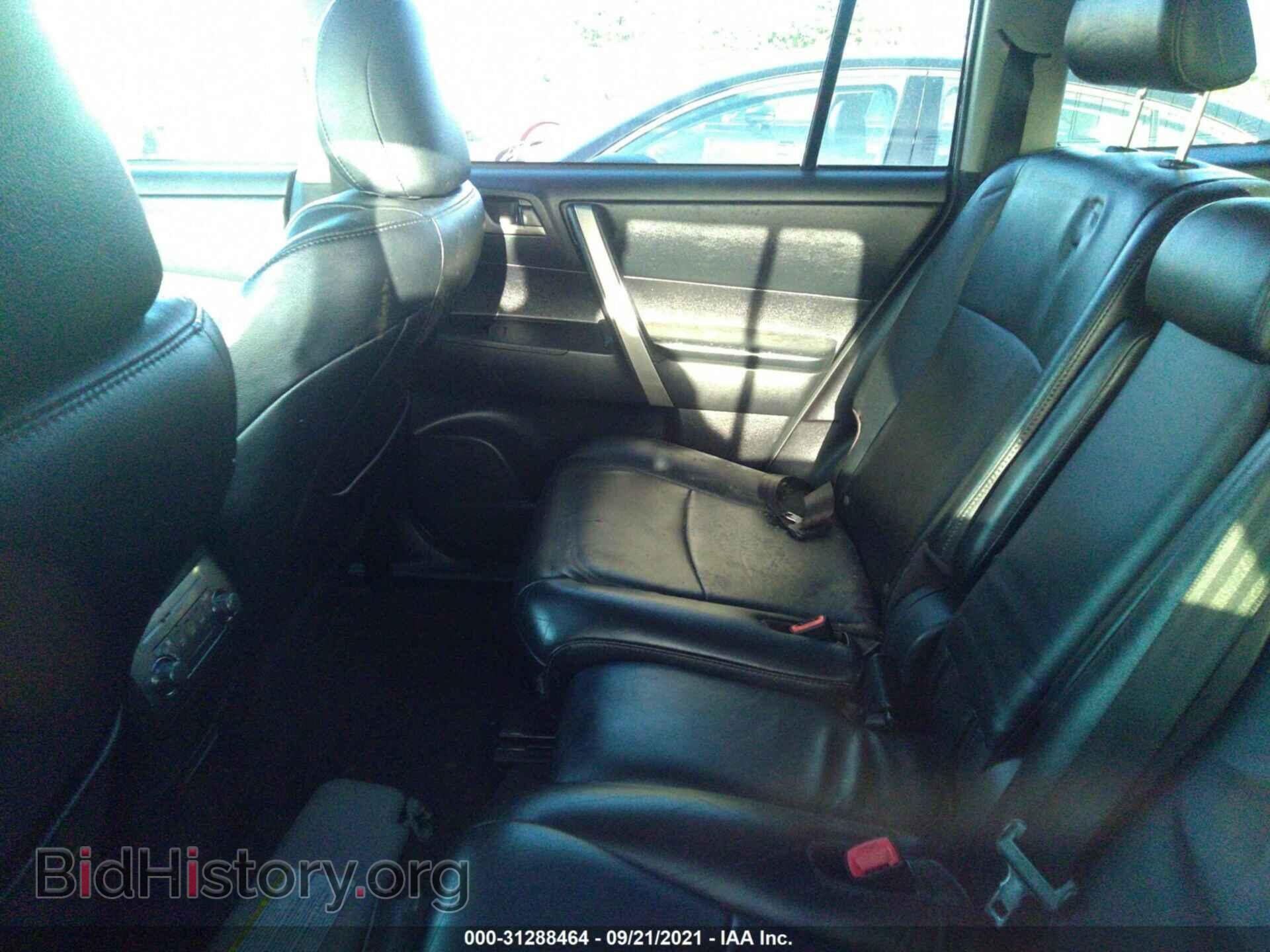 2012 TOYOTA HIGHLANDER - VIN: 5TDBK3EH0CS096765 - Фото 8