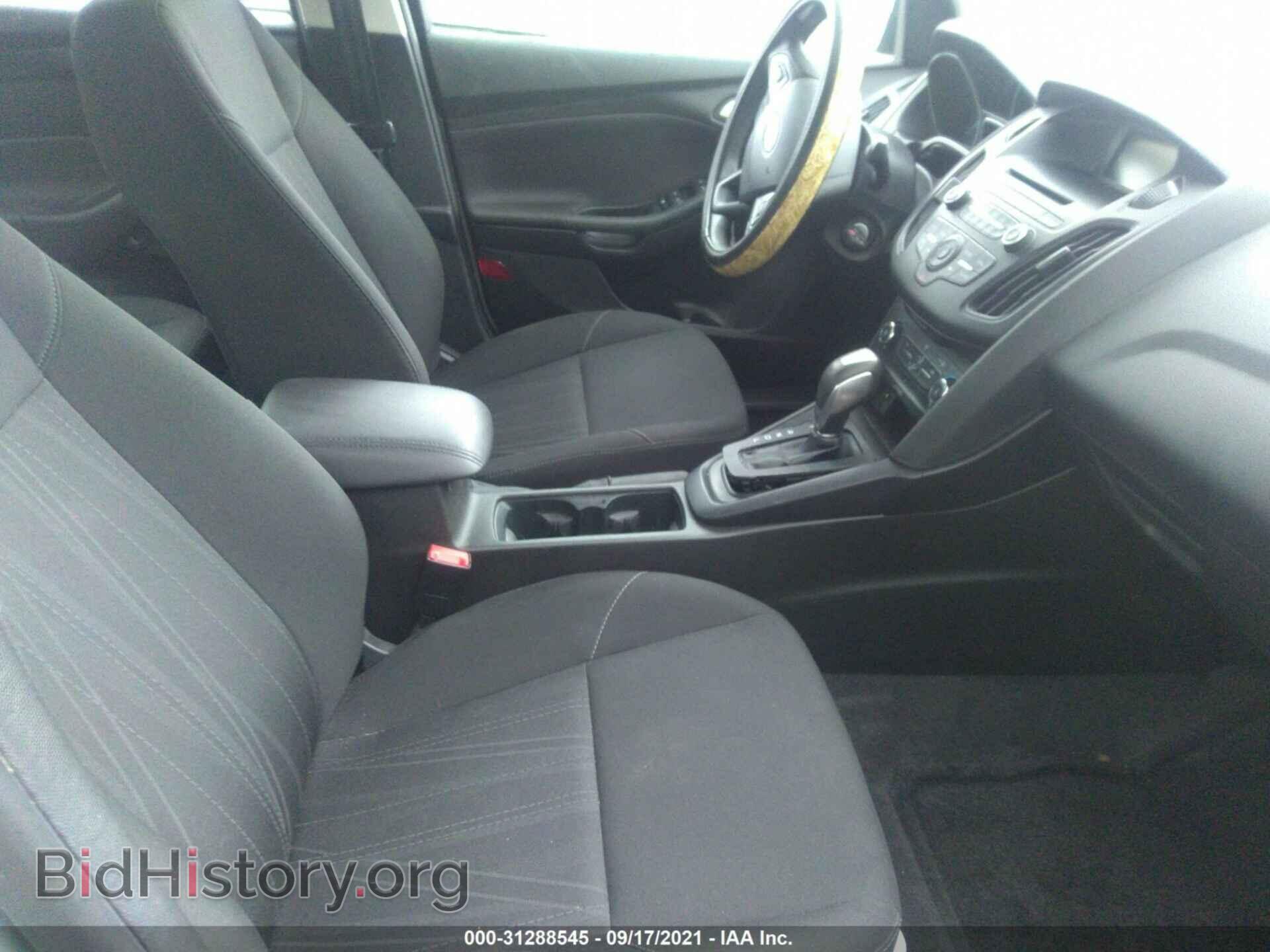 2016 FORD FOCUS - VIN: 1FADP3F26GL392990 - Photo 5