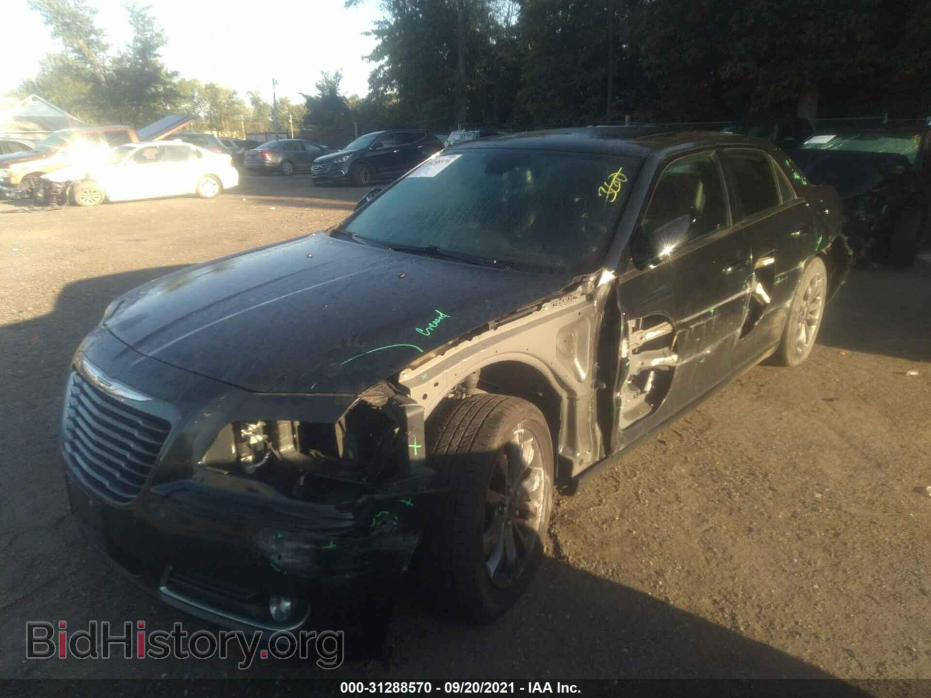 2014 CHRYSLER 300 - VIN: 2C3CCAGG8EH229157 - Photo 2