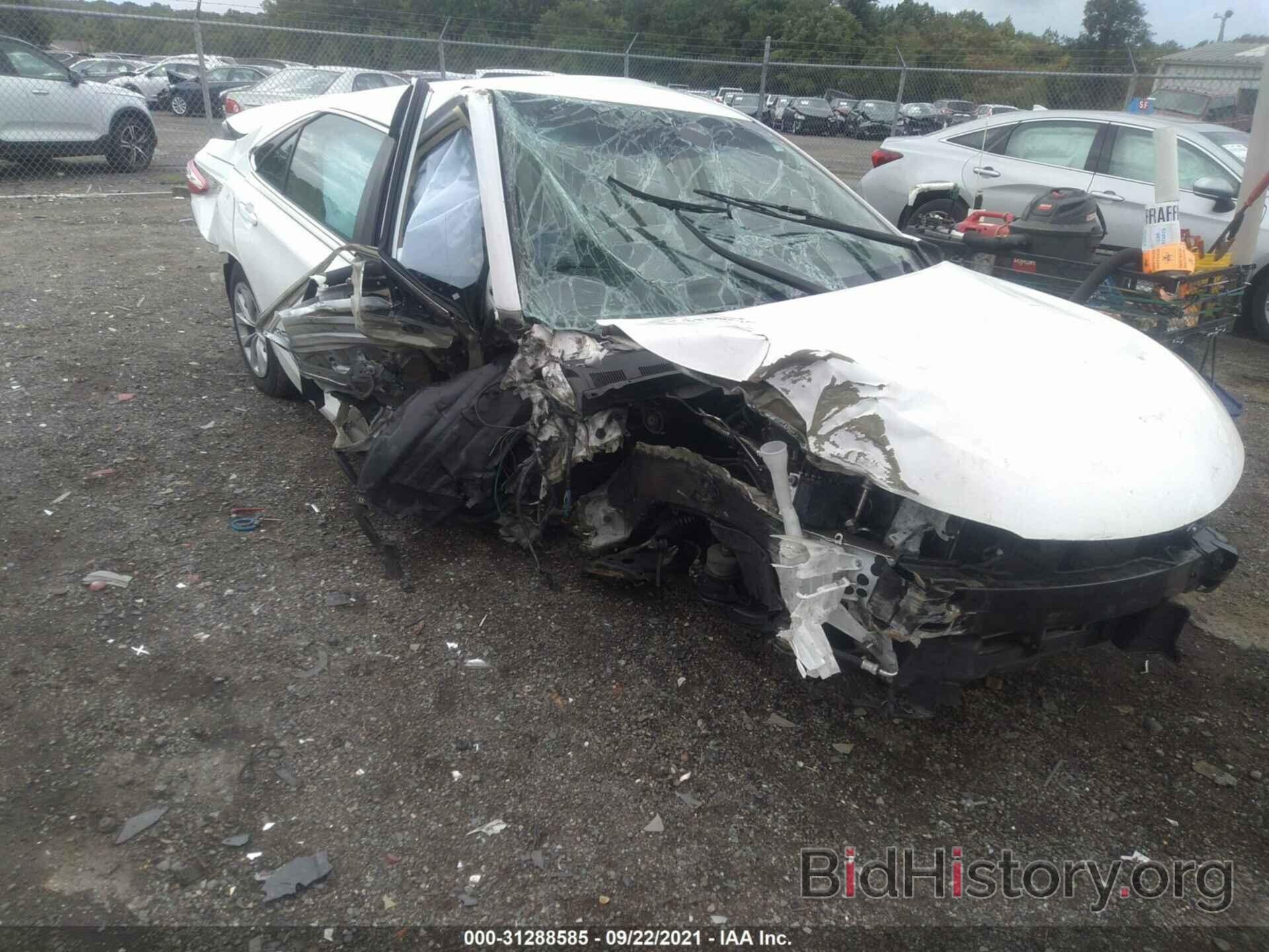 Photo 4T4BF1FK0FR490514 - TOYOTA CAMRY 2015