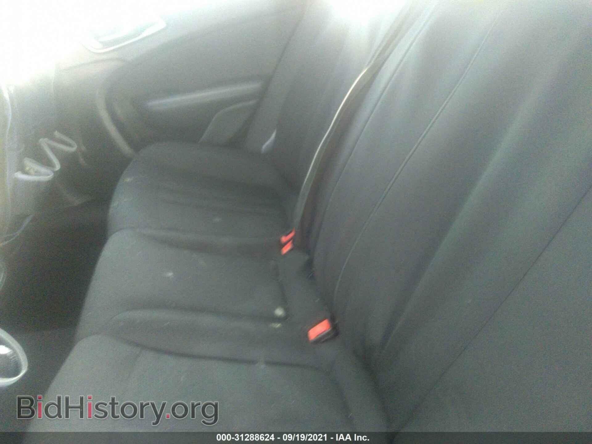 2015 CHRYSLER 200 - VIN: 1C3CCCAB8FN657747 - Фото 8