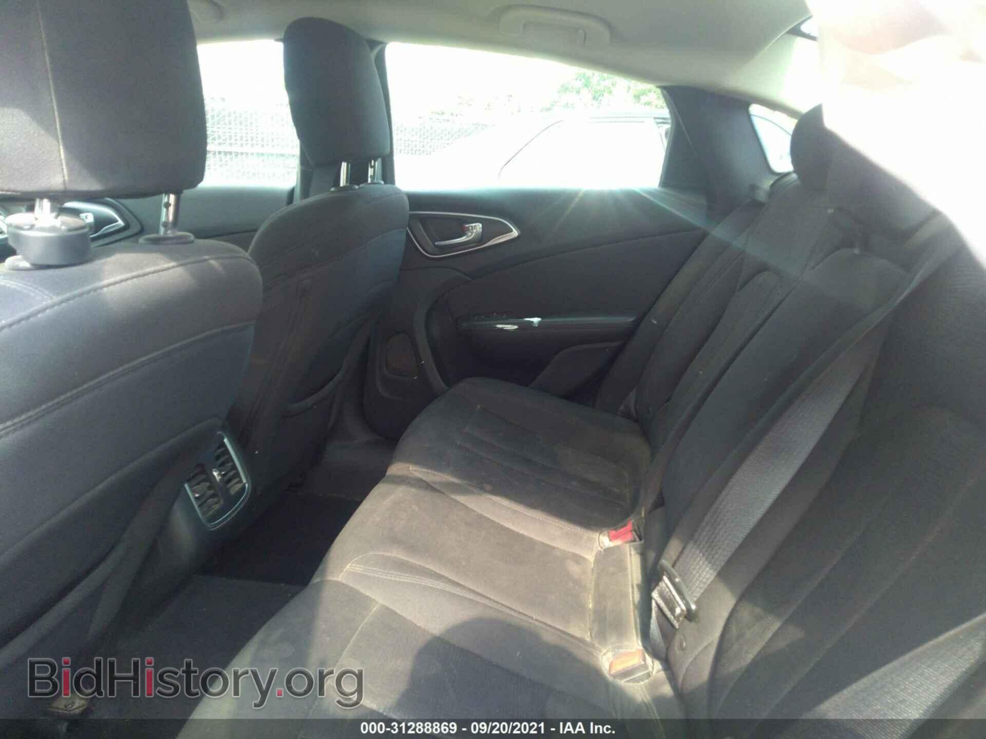 2015 CHRYSLER 200 - VIN: 1C3CCCAB2FN749002 - Фото 8