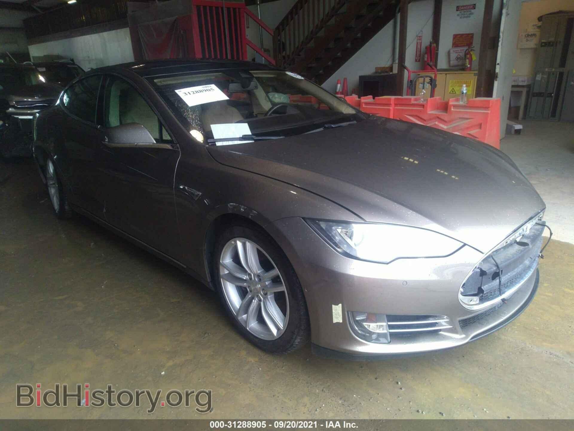 Фотография 5YJSA1S12FF100371 - TESLA MODEL S 2015