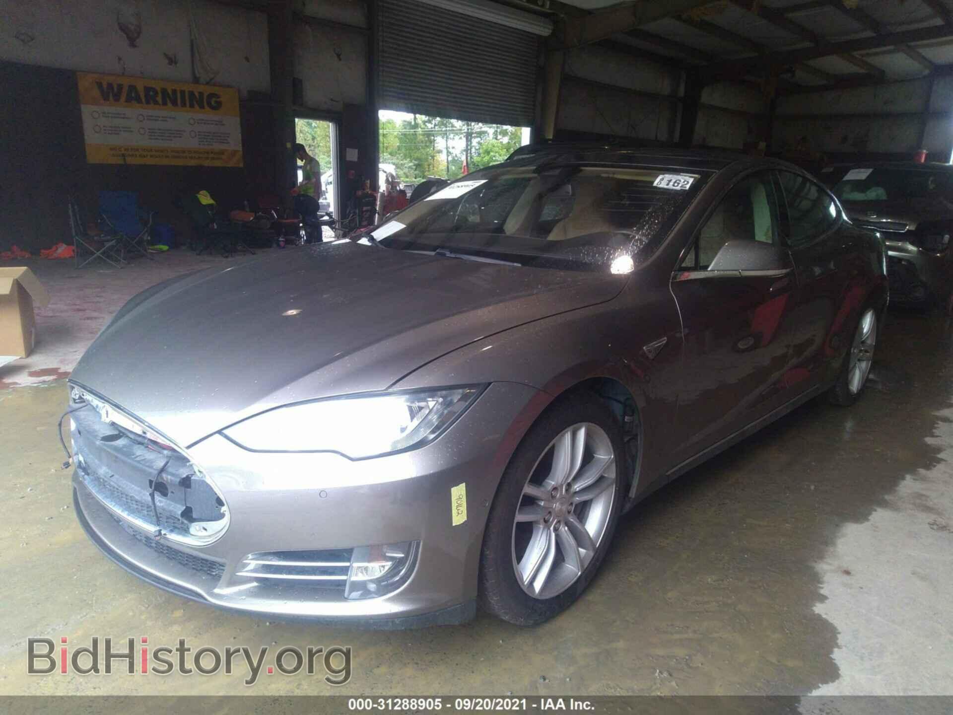 2015 TESLA MODEL S - VIN: 5YJSA1S12FF100371 - Фото 2